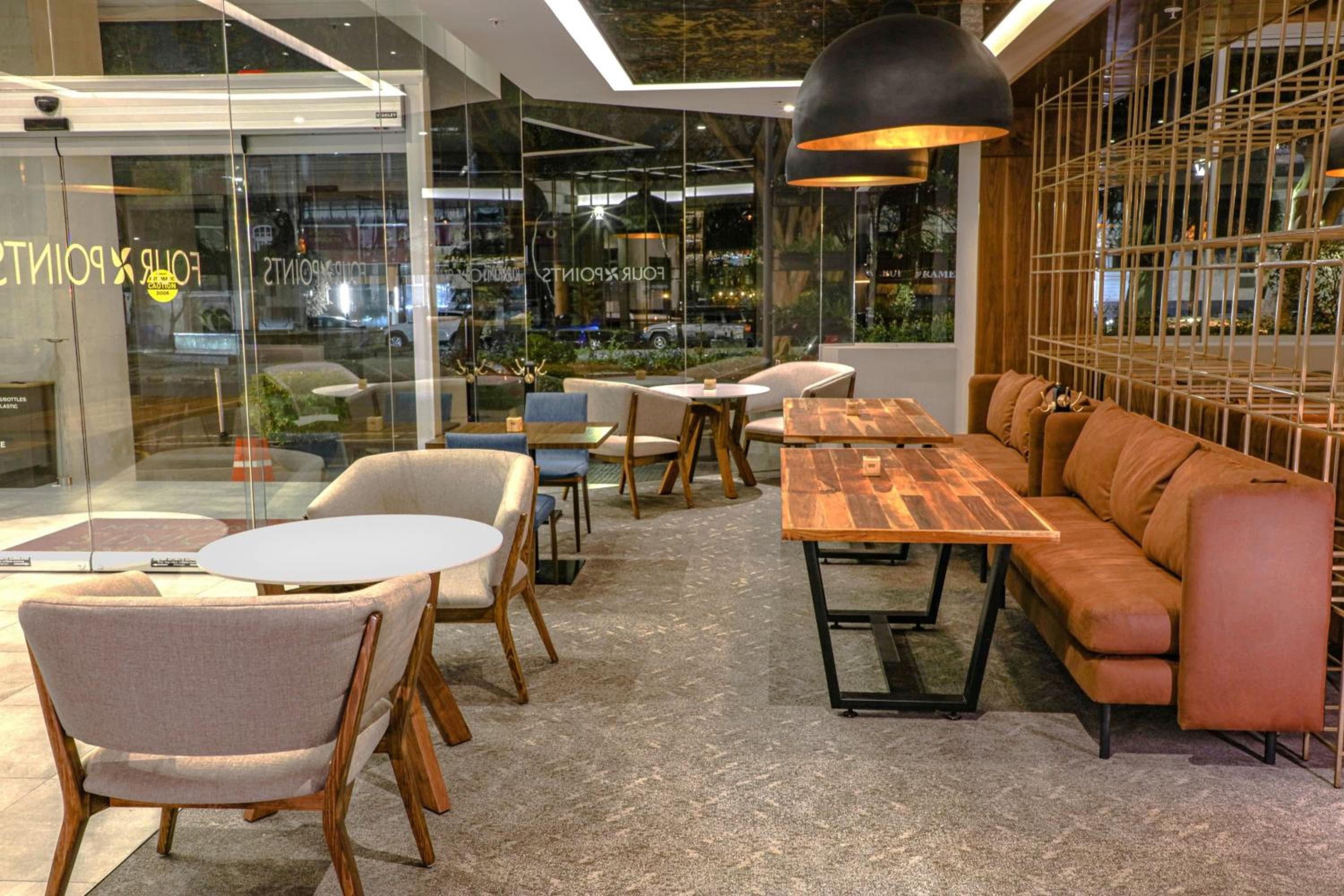 Four Points by Sheraton Mexico City Colonia Roma — 4