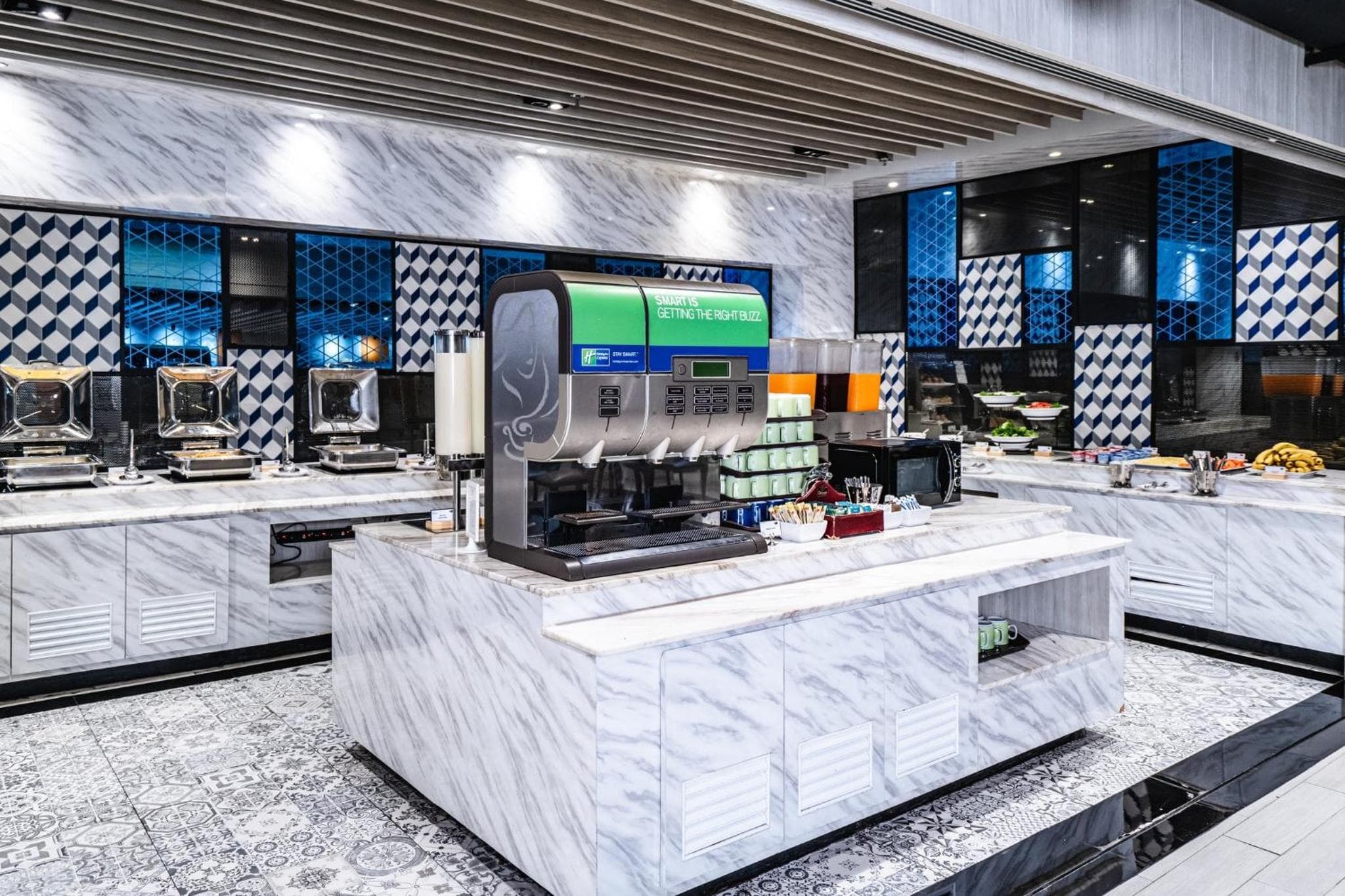 Holiday Inn Express Bangkok Sukhumvit 11 by IHG — 16