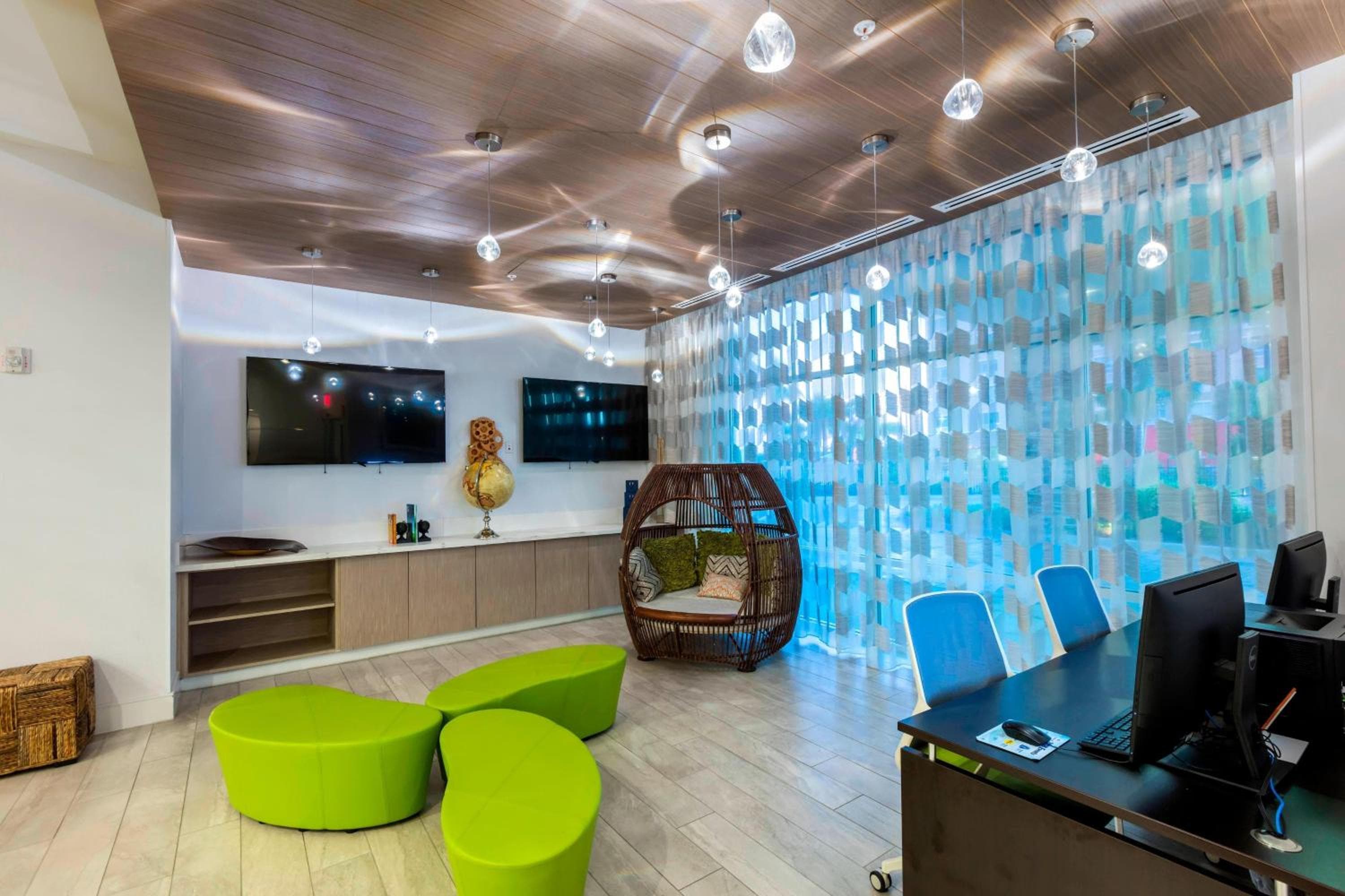 TownePlace Suites by Marriott Orlando at SeaWorld — 25