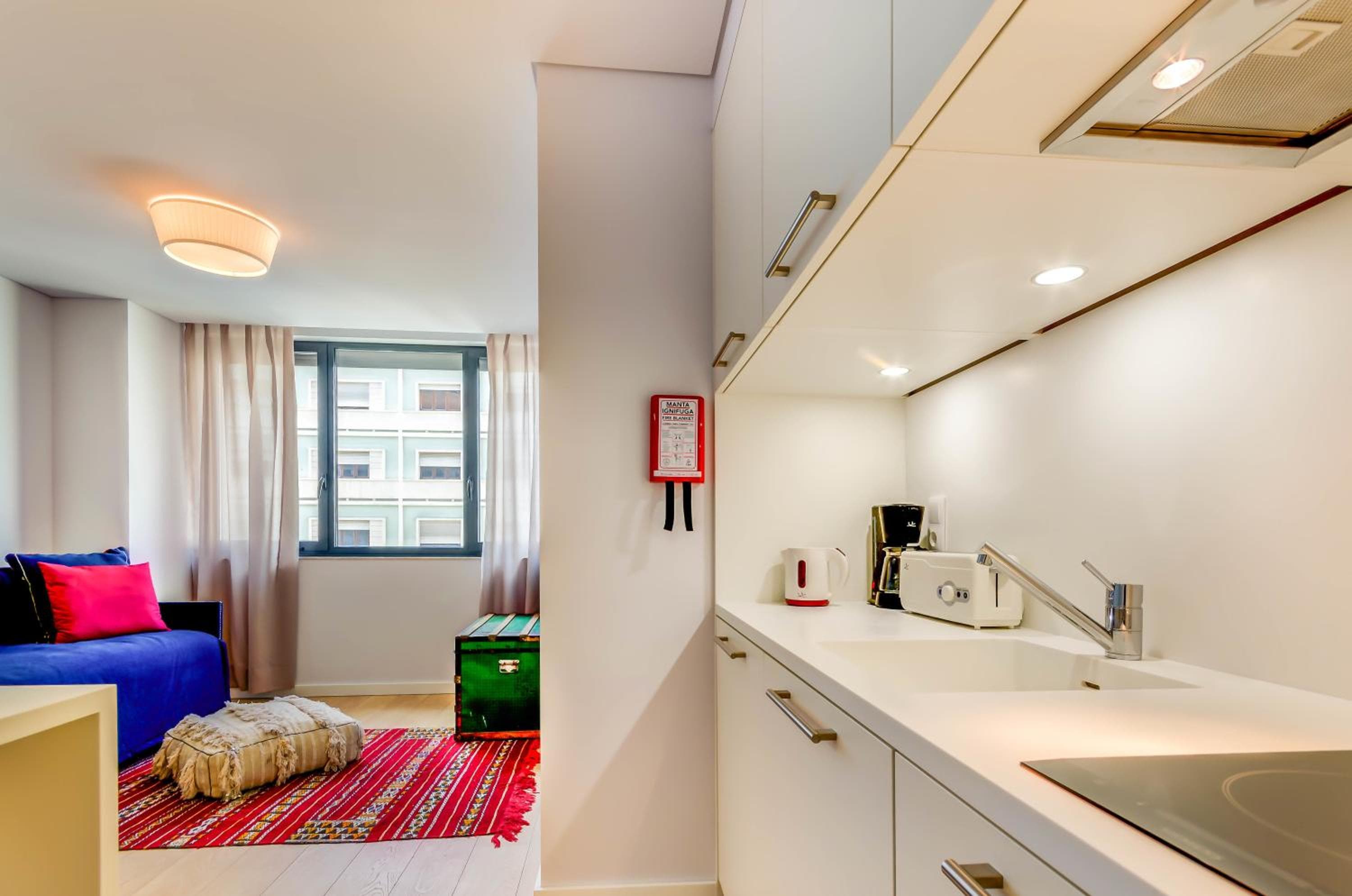 Apartamentos con servicio en Lisboa - Liberdade — 21