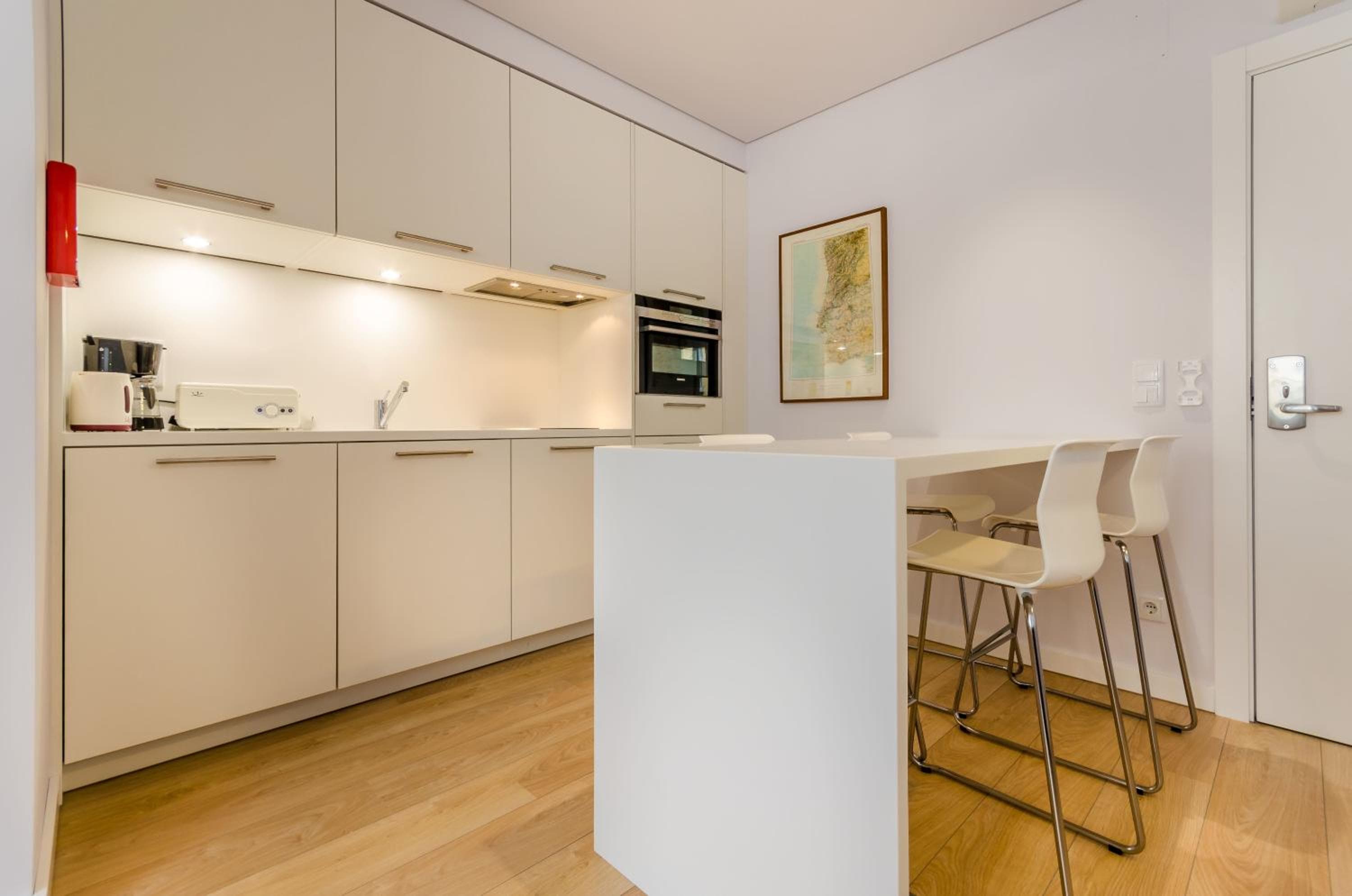 Apartamentos con servicio en Lisboa - Liberdade — 25