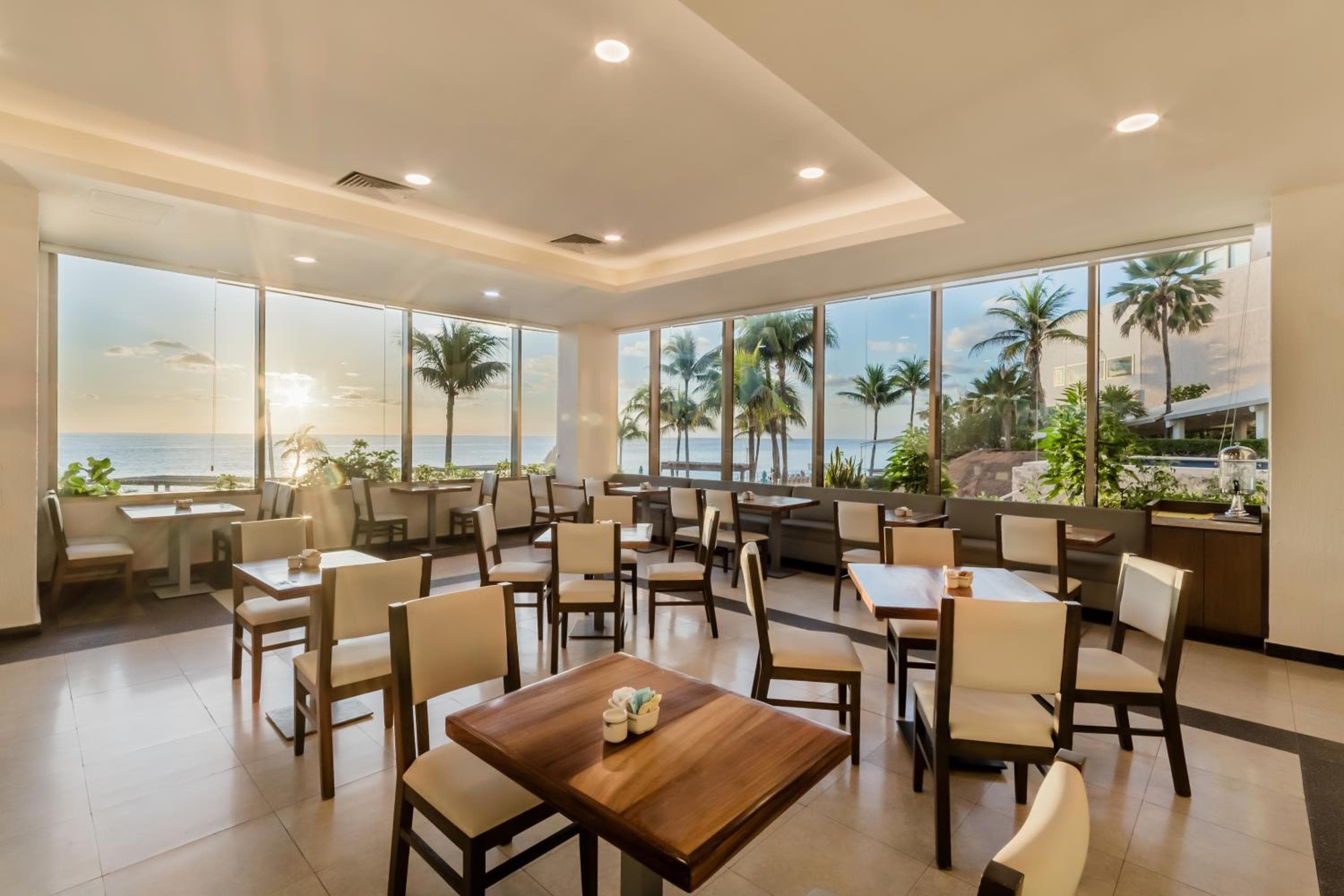 Royal Solaris Cancun - All Inclusive — 20