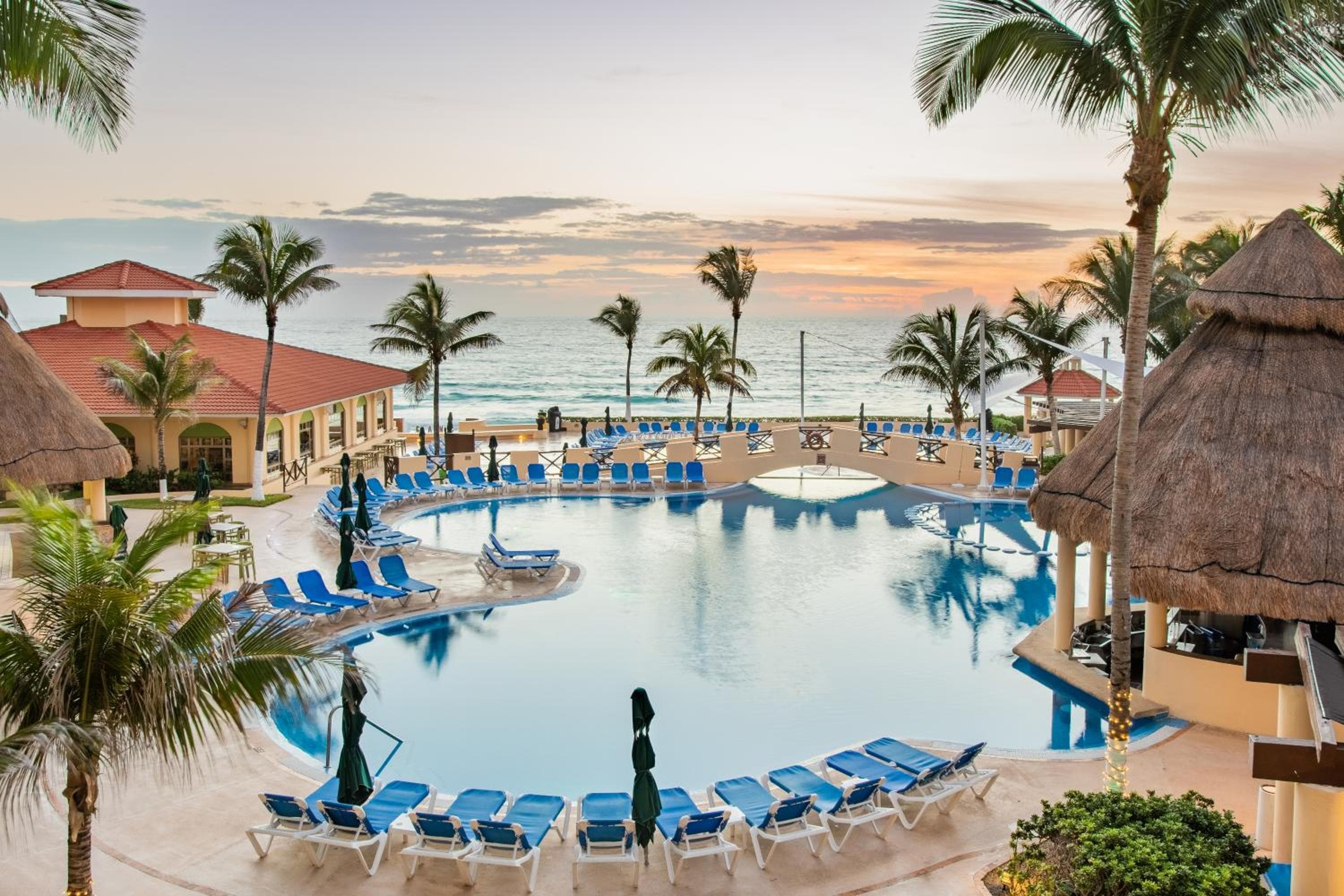 GR Solaris Cancun All Inclusive — 25