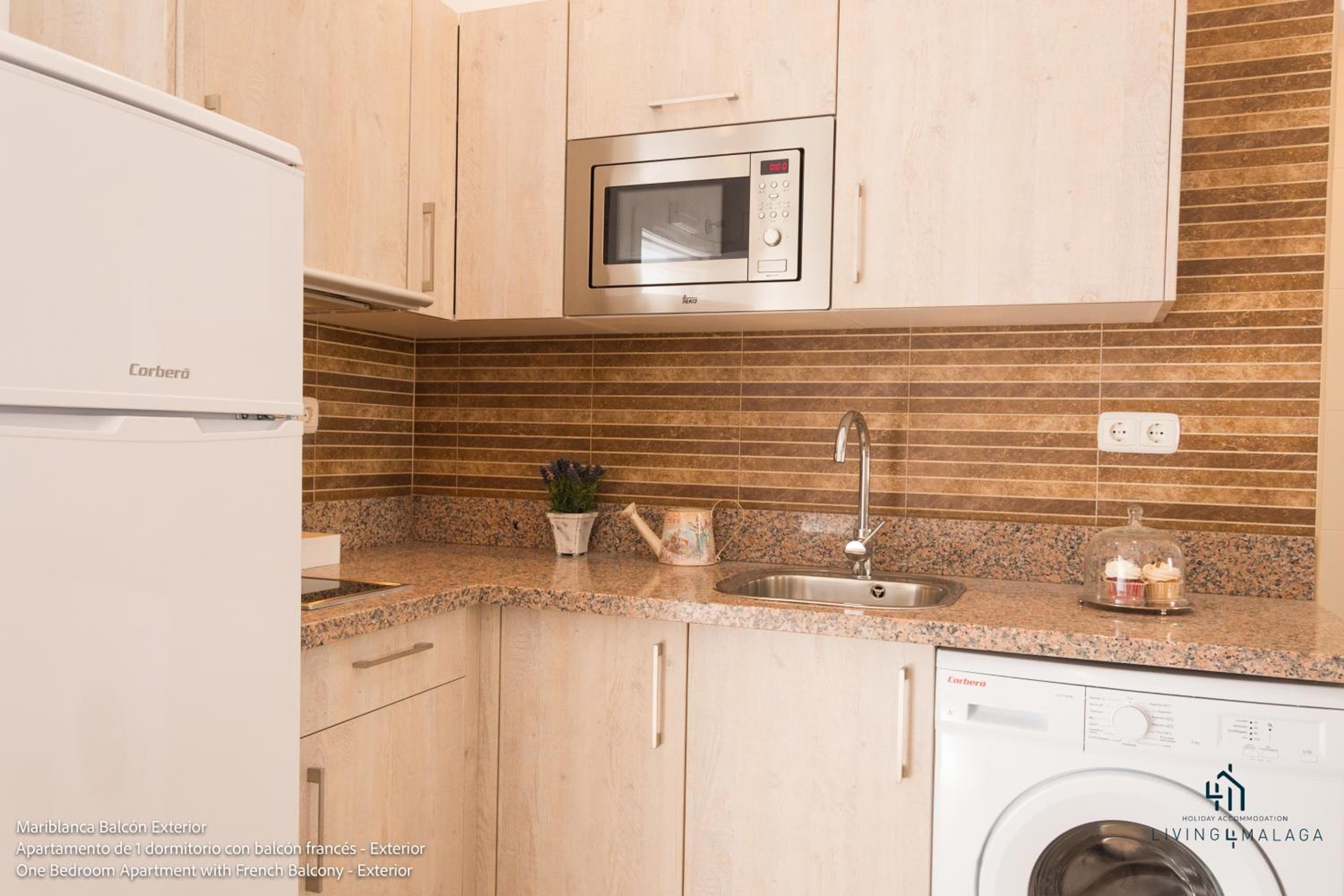 Living4Málaga Apartamentos Boutique — 9