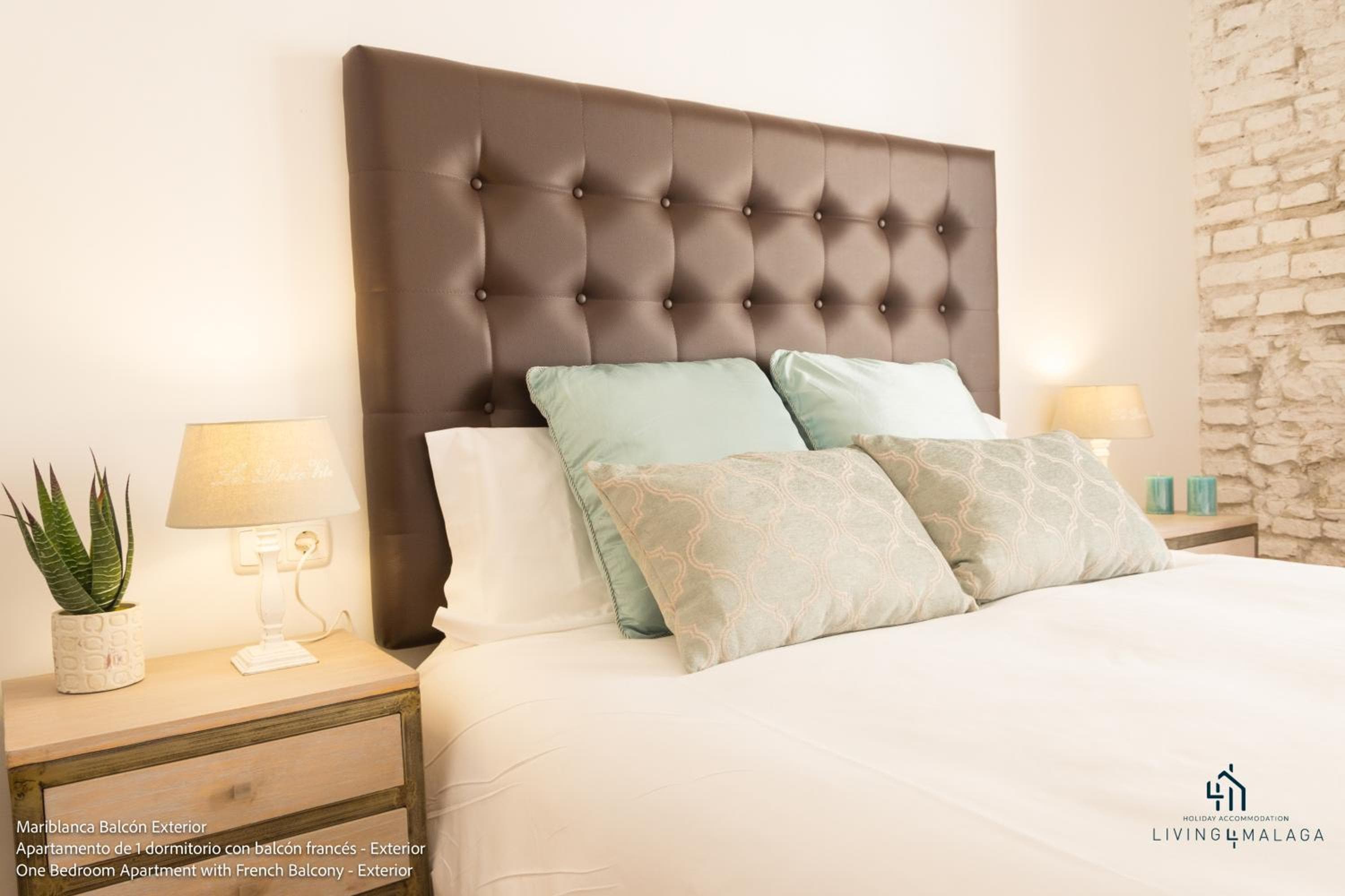 Living4malaga Boutique Apartments — 11
