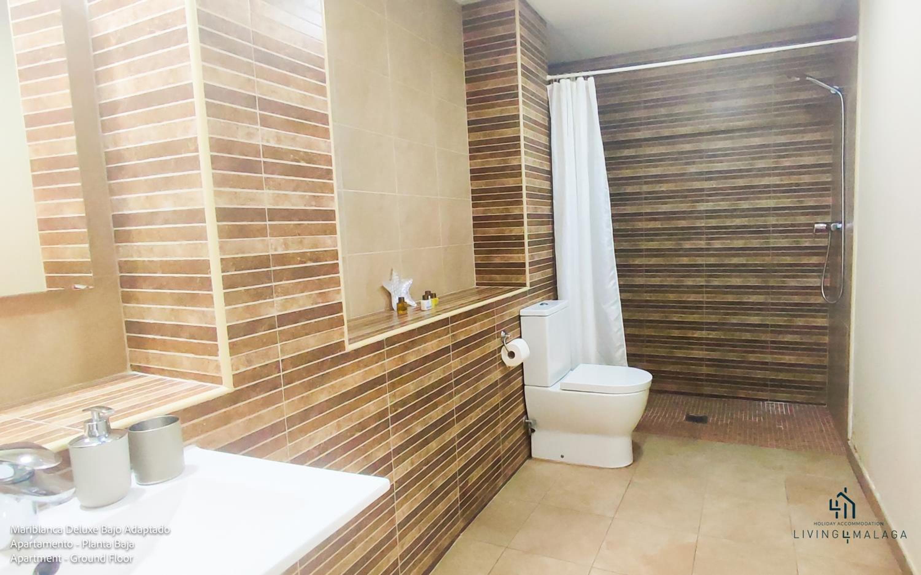Living4malaga Boutique Apartments — 10