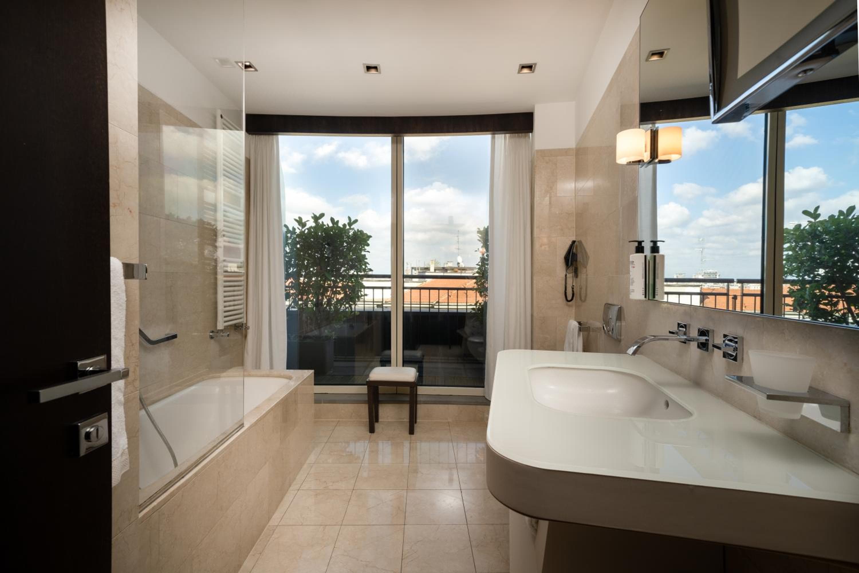 Crowne Plaza Milan City by IHG — 30