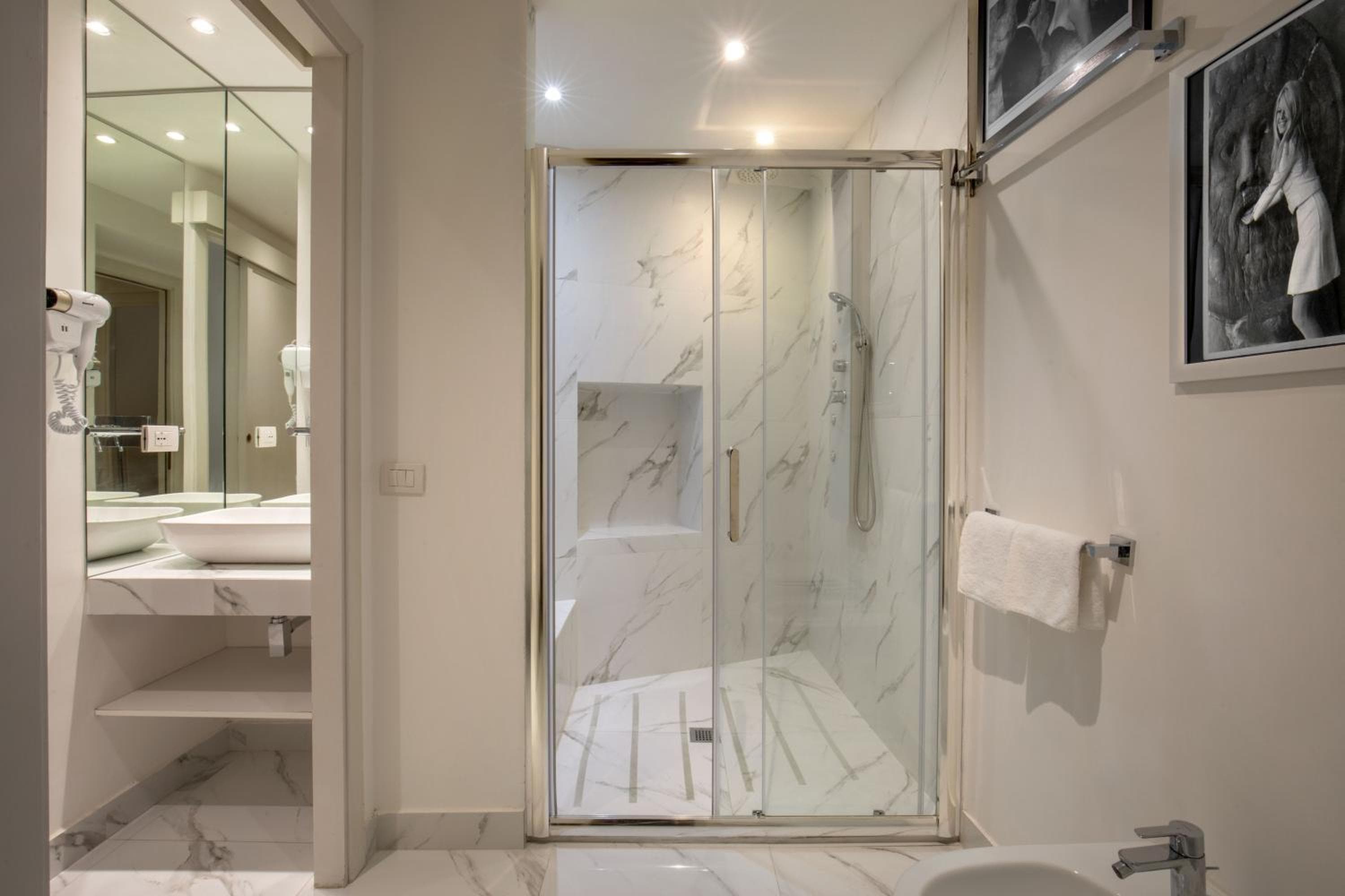Condotti Boutique Hotel — 16