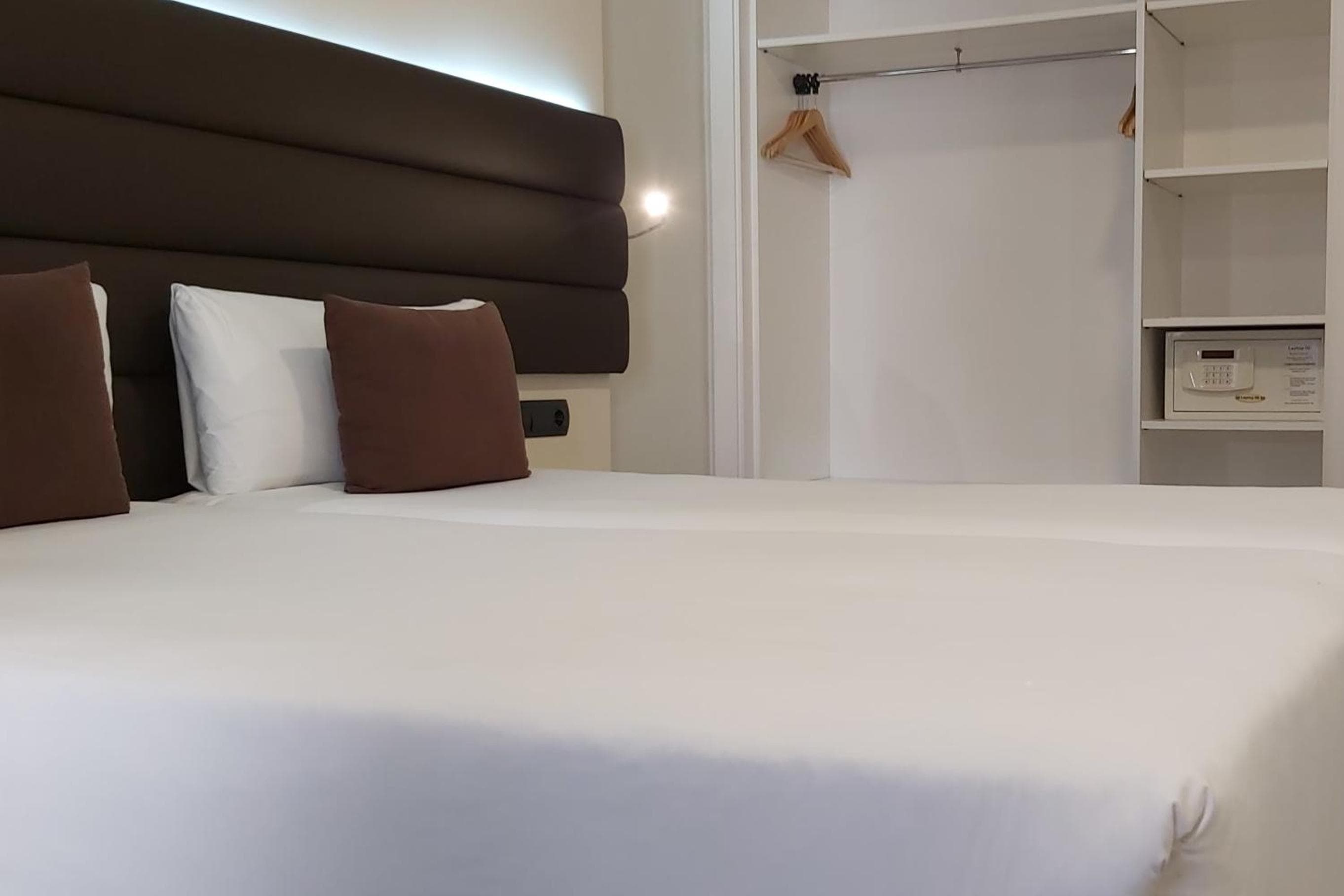 BCN Urbaness Hotels Del Comte — 5