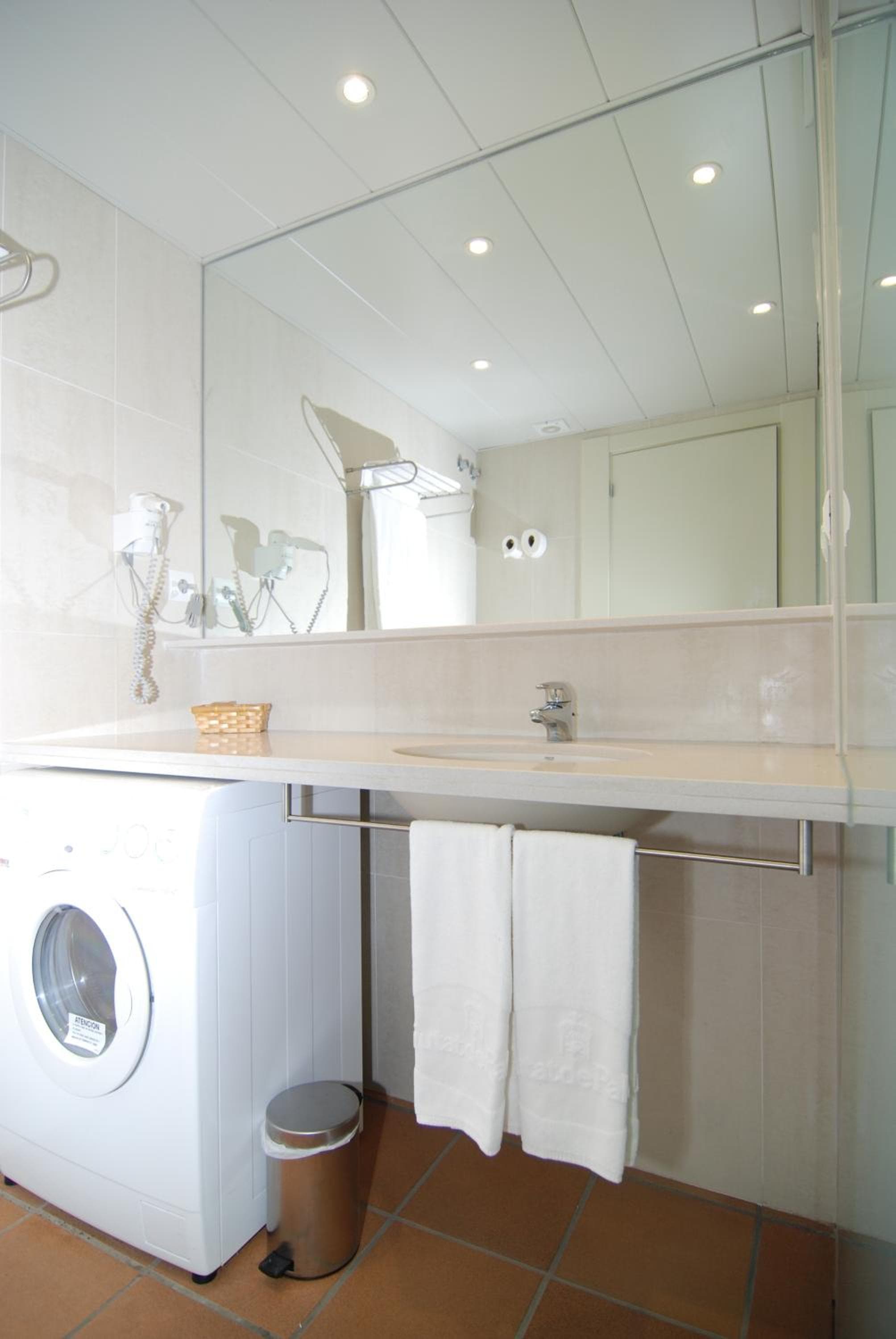 Aparthotel Ciutat de Palol — 24