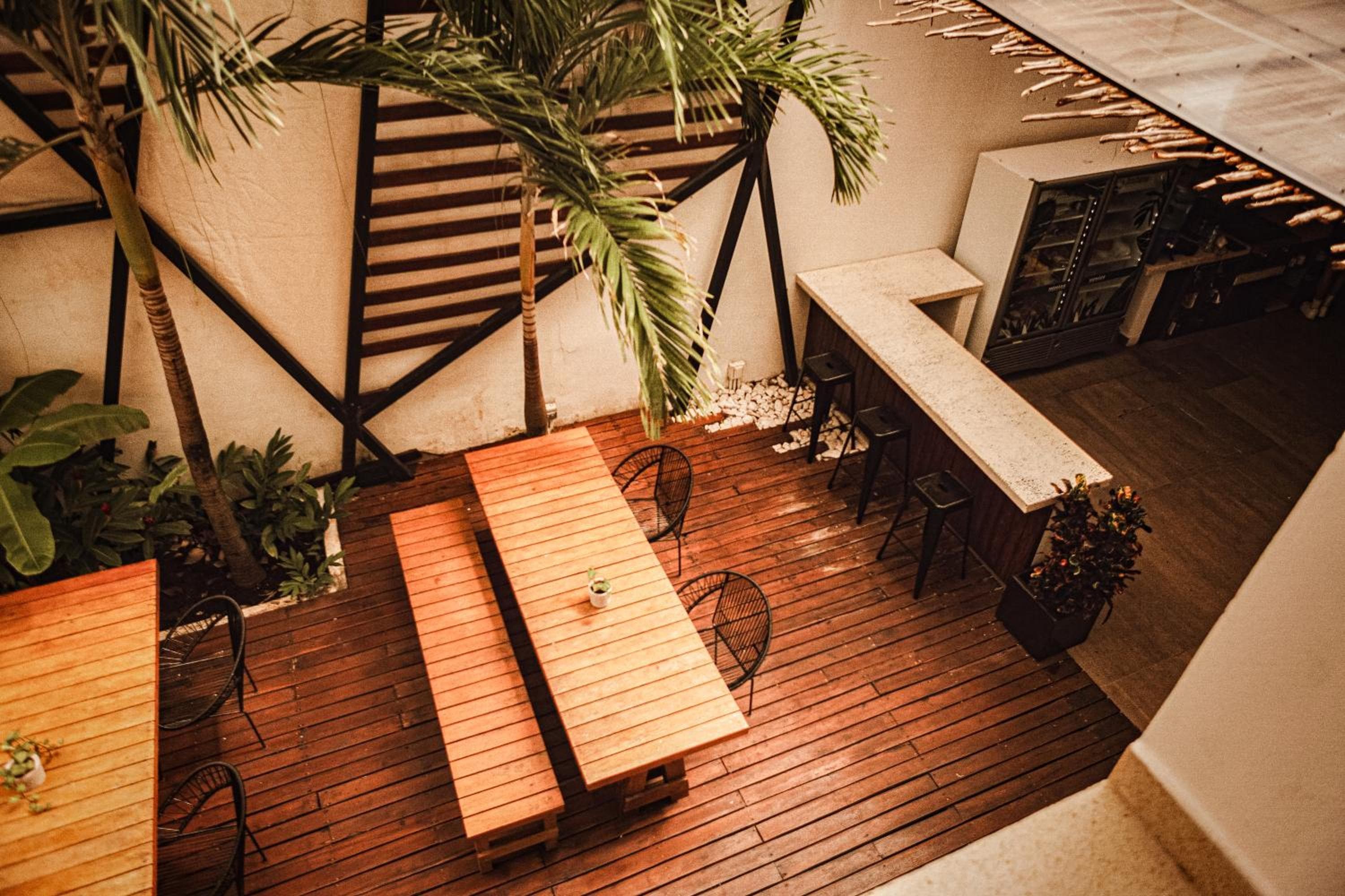 Nomads Hotel, Hostal y Piscina en la azotea Cancún — 12
