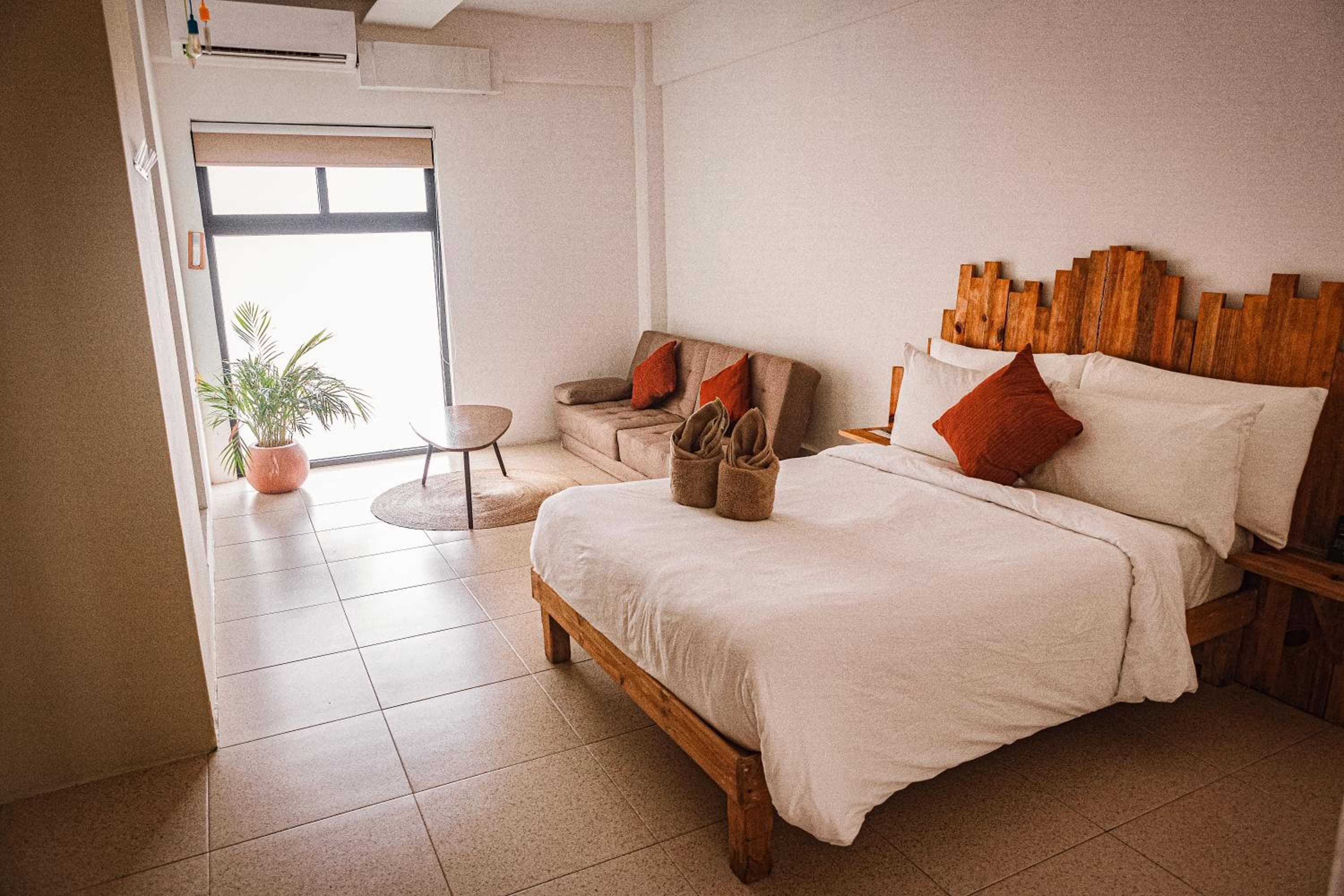 Nomads Hotel, Hostal y Piscina en la azotea Cancún — 5