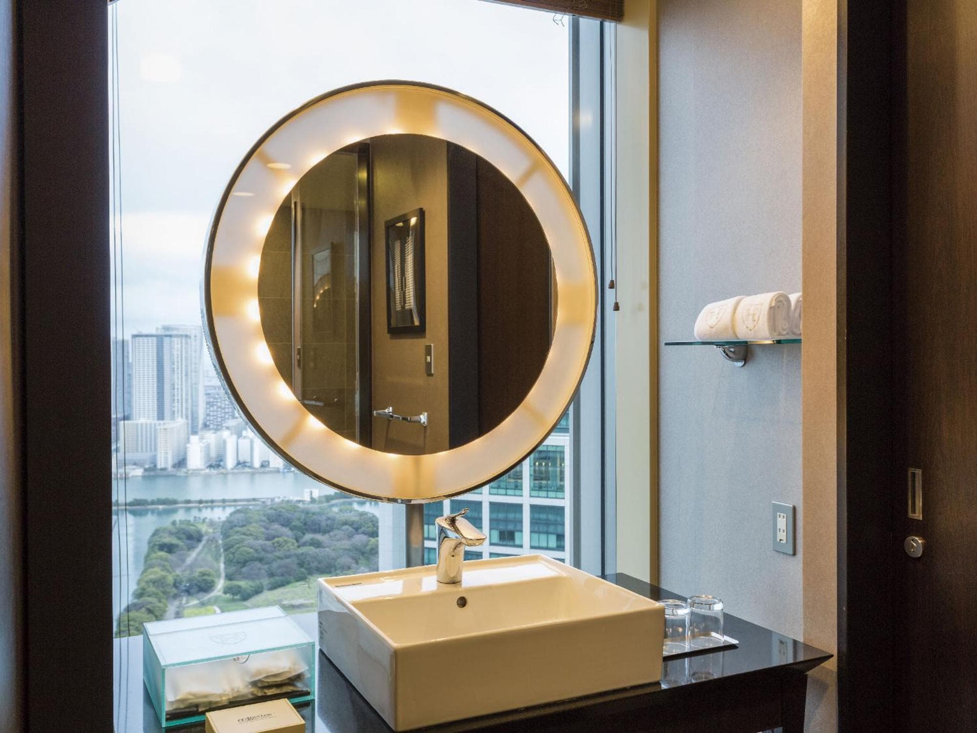 The Royal Park Hotel Iconic Tokyo Shiodome hotel, Minato-ku, Higashishimbashi 1-6-3, Tokyo, Japan — photo 22