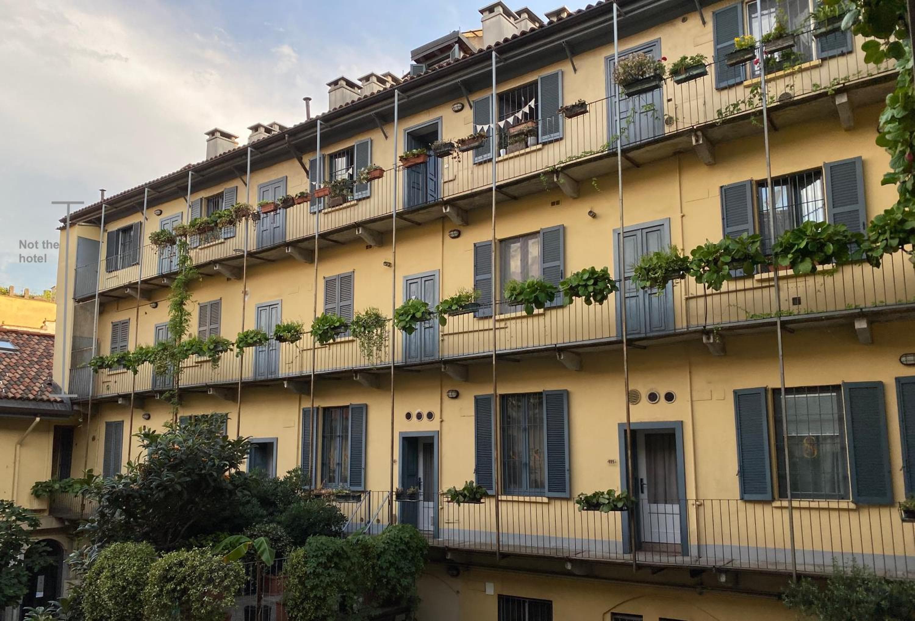 Ai Suma Hotel — 1