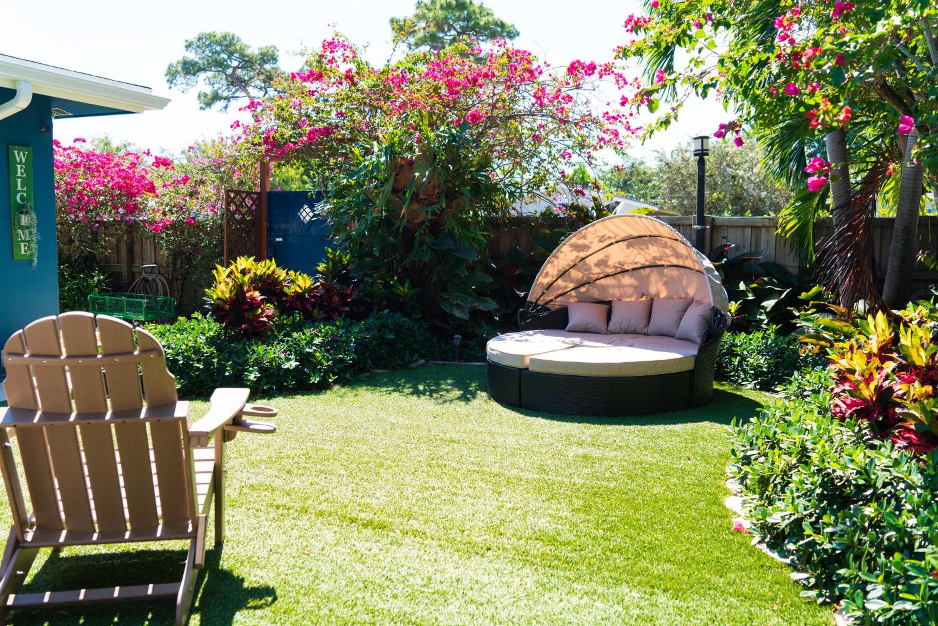 Modern Oasis — 9