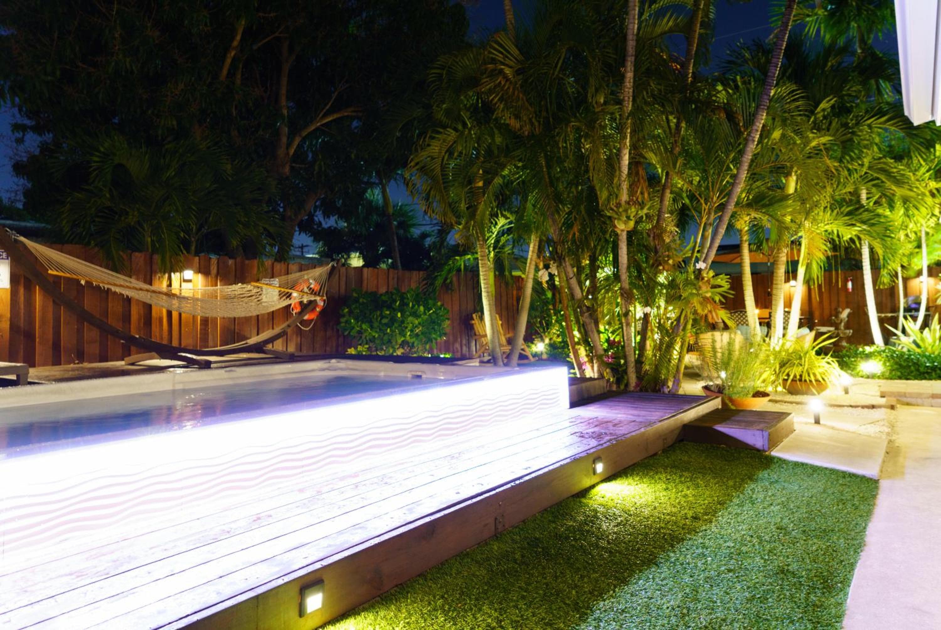 Modern Oasis — 20