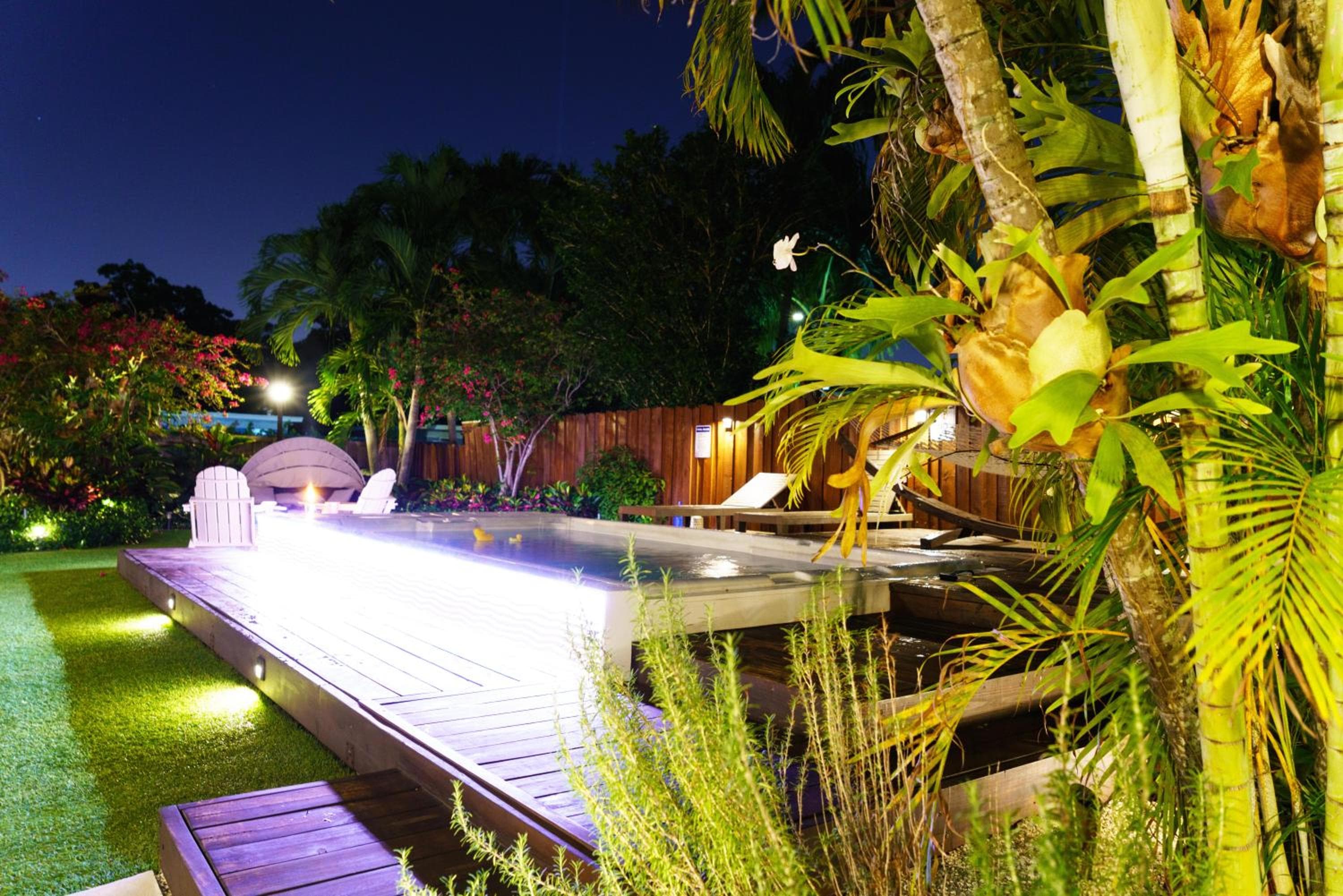 Modern Oasis — 12