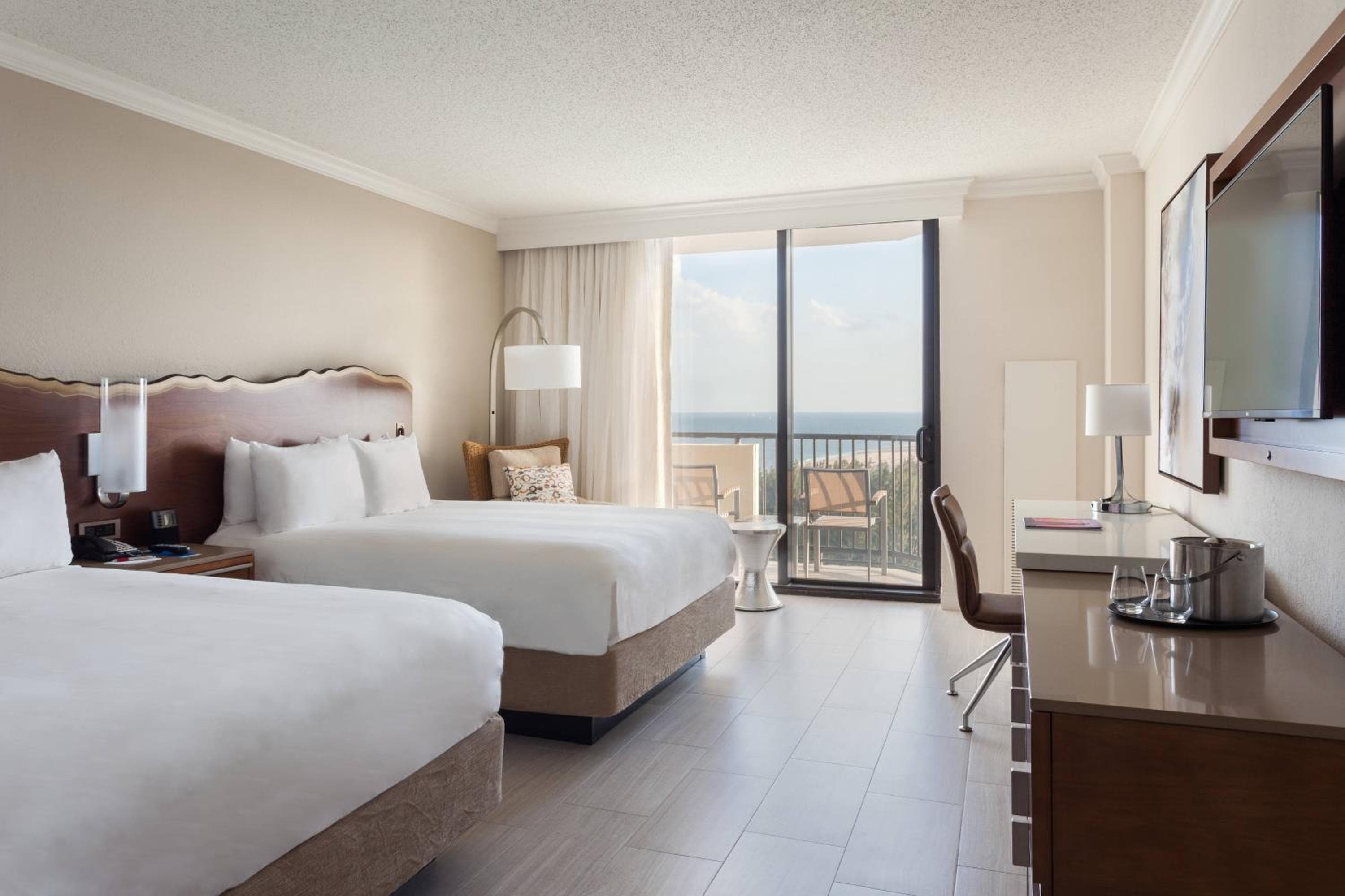 Fort Lauderdale Marriott Harbor Beach Resort & Spa — 16