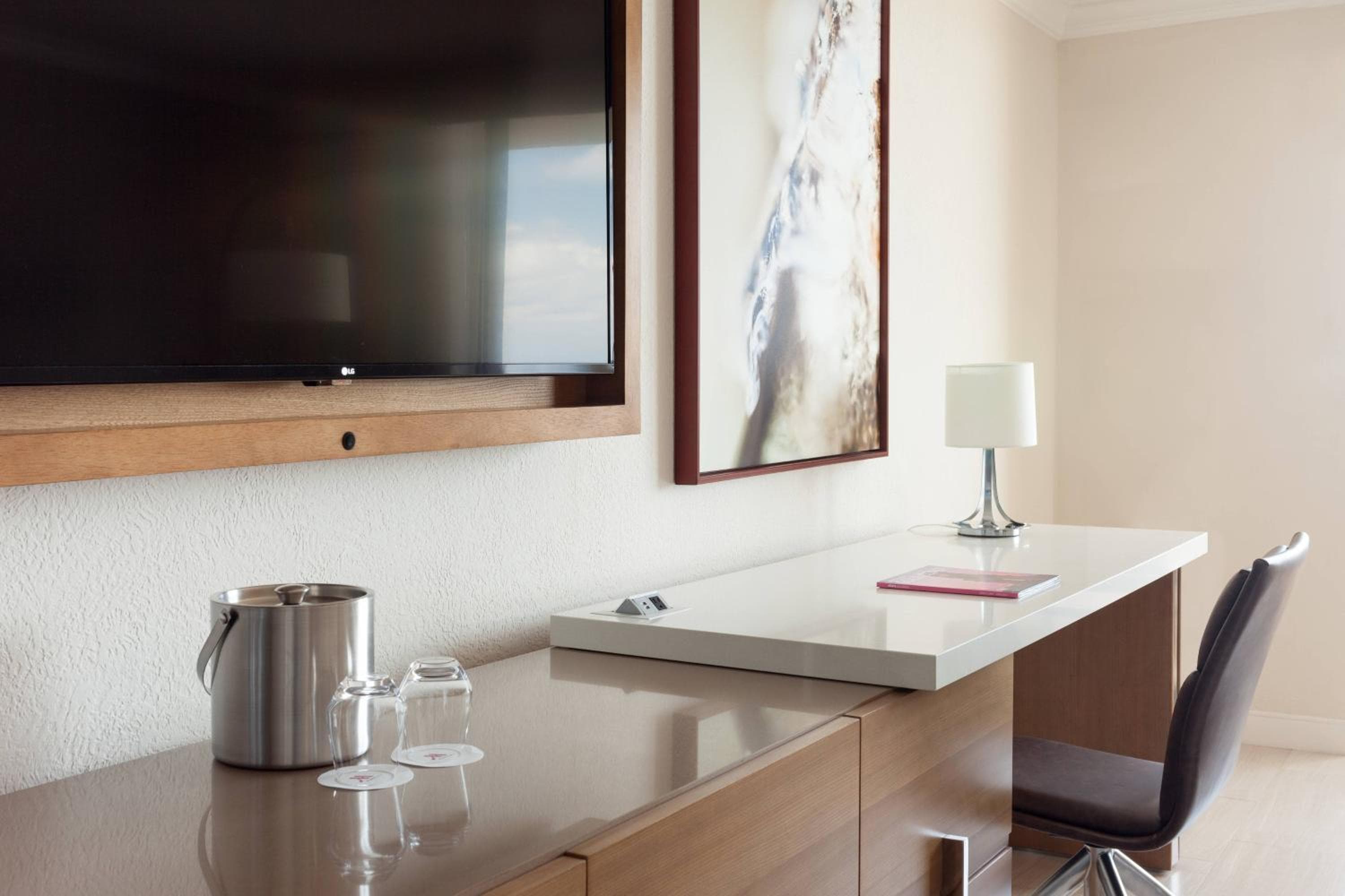 Fort Lauderdale Marriott Harbor Beach Resort & Spa — 22