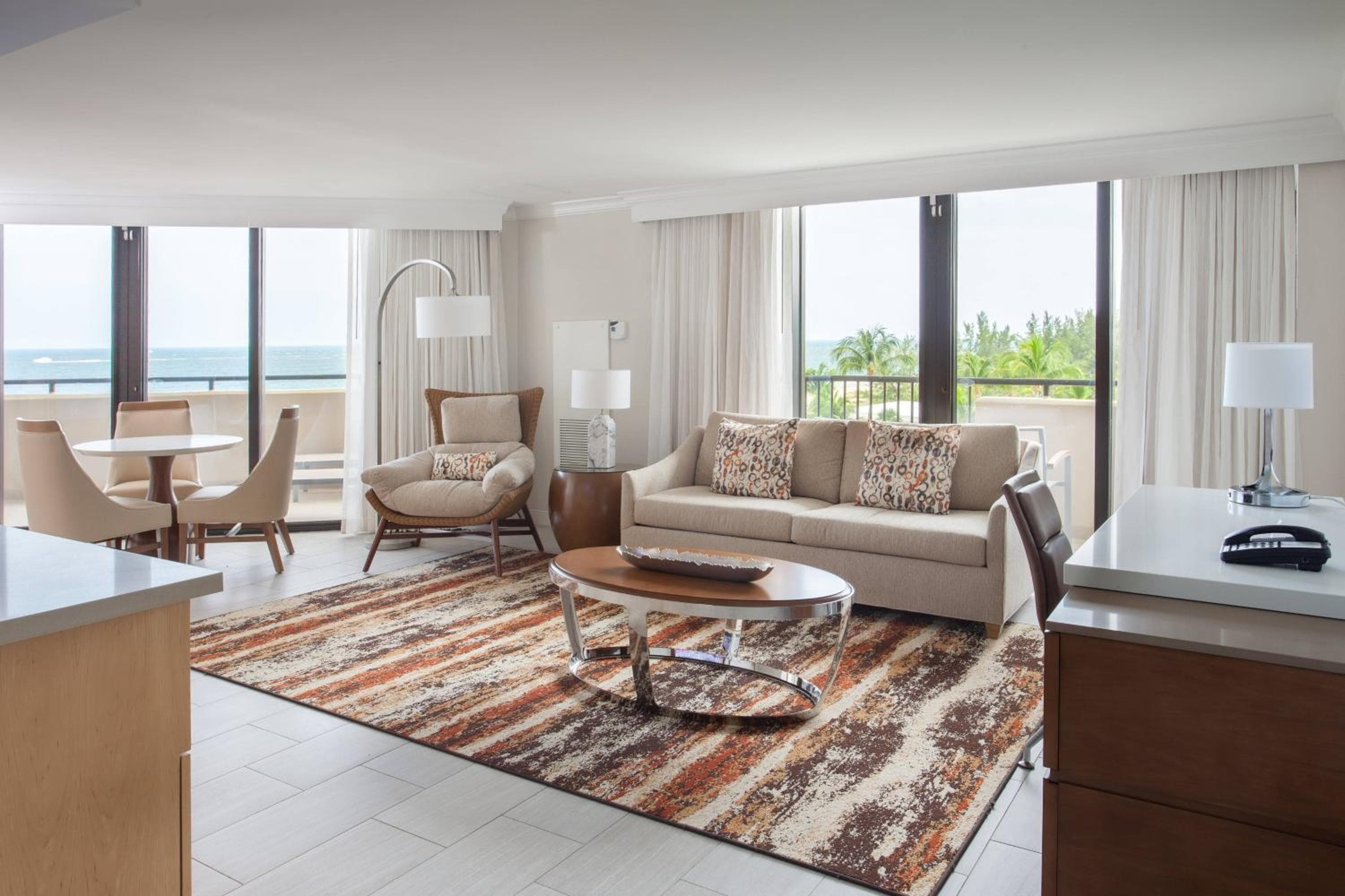 Fort Lauderdale Marriott Harbor Beach Resort & Spa — 26