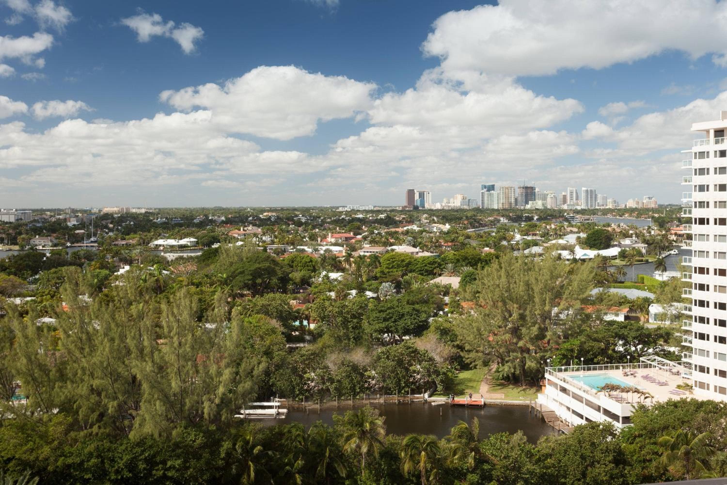 Fort Lauderdale Marriott Harbor Beach Resort & Spa — 23