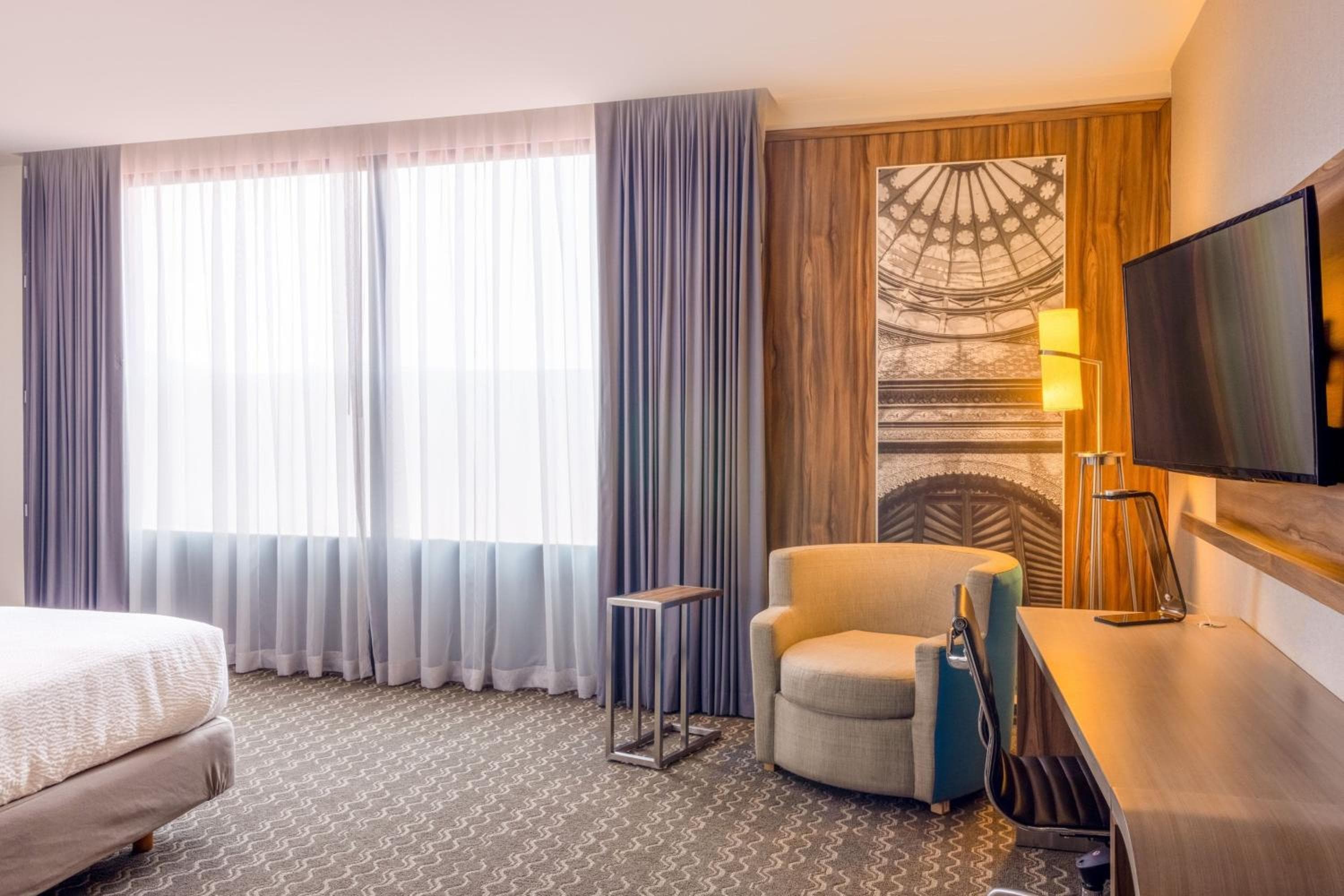 Courtyard by Marriott Ciudad de México Vallejo — 9