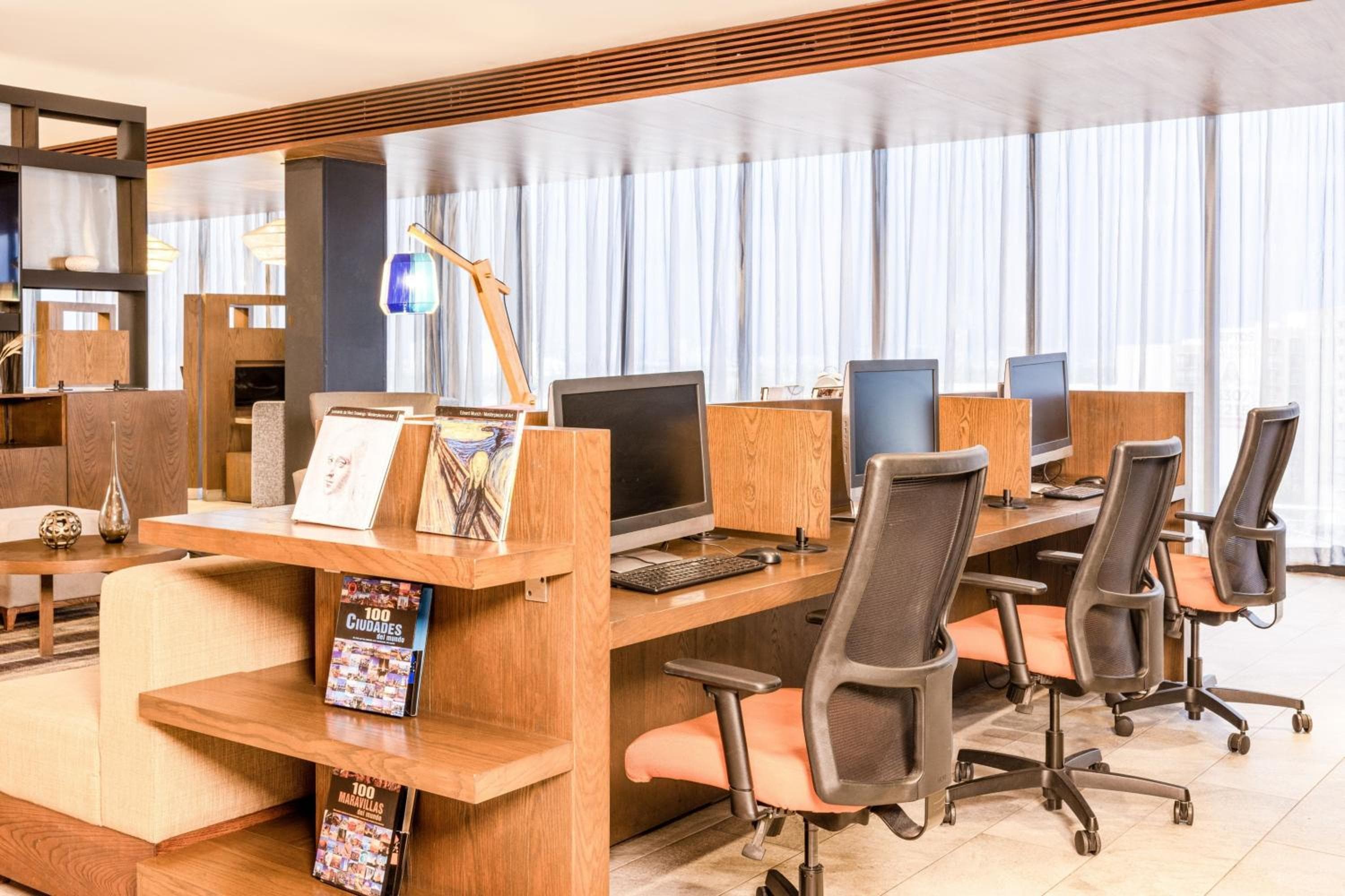 Courtyard by Marriott Ciudad de México Vallejo — 18