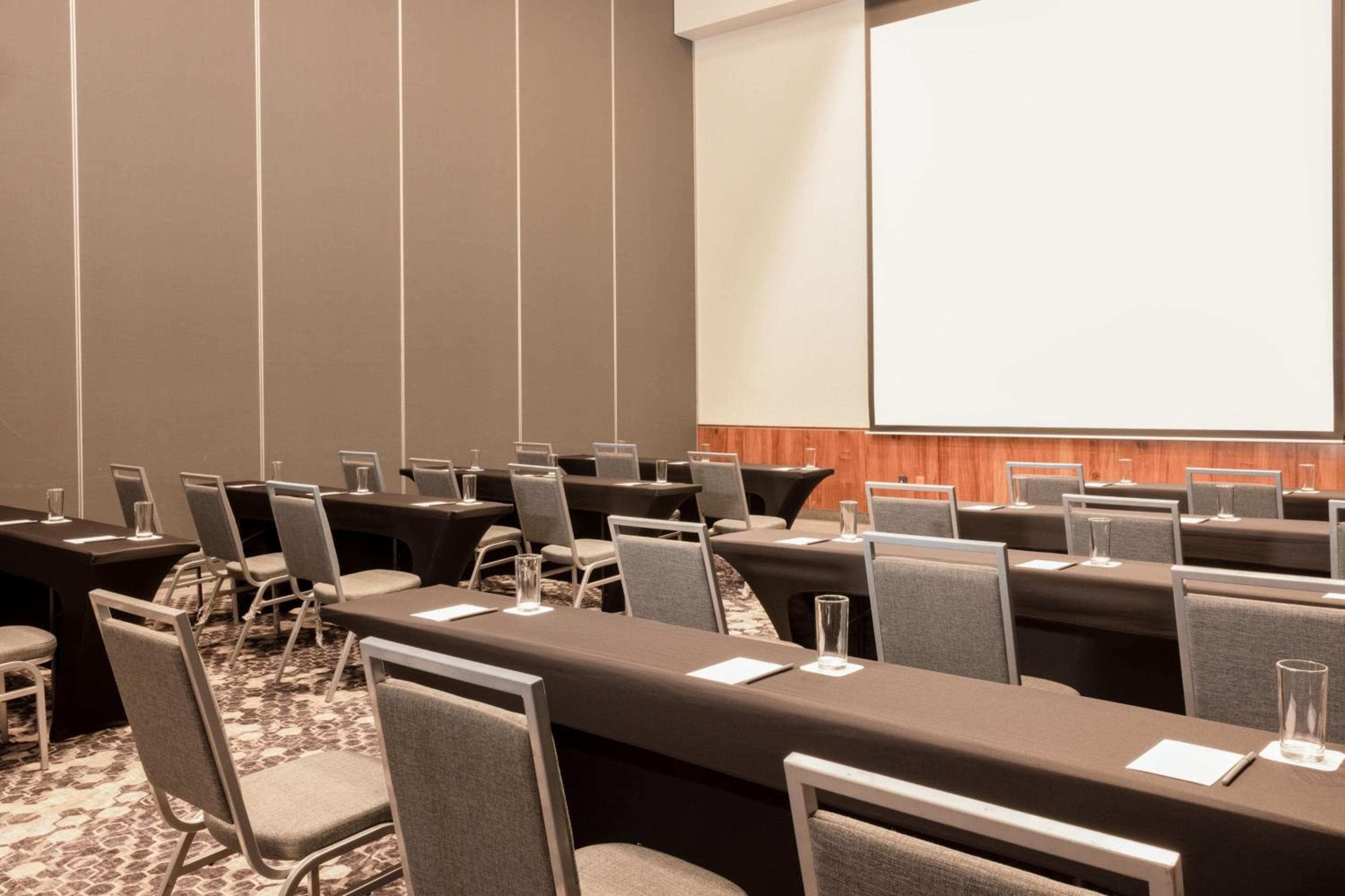 Courtyard by Marriott Mexico City Vallejo — 24