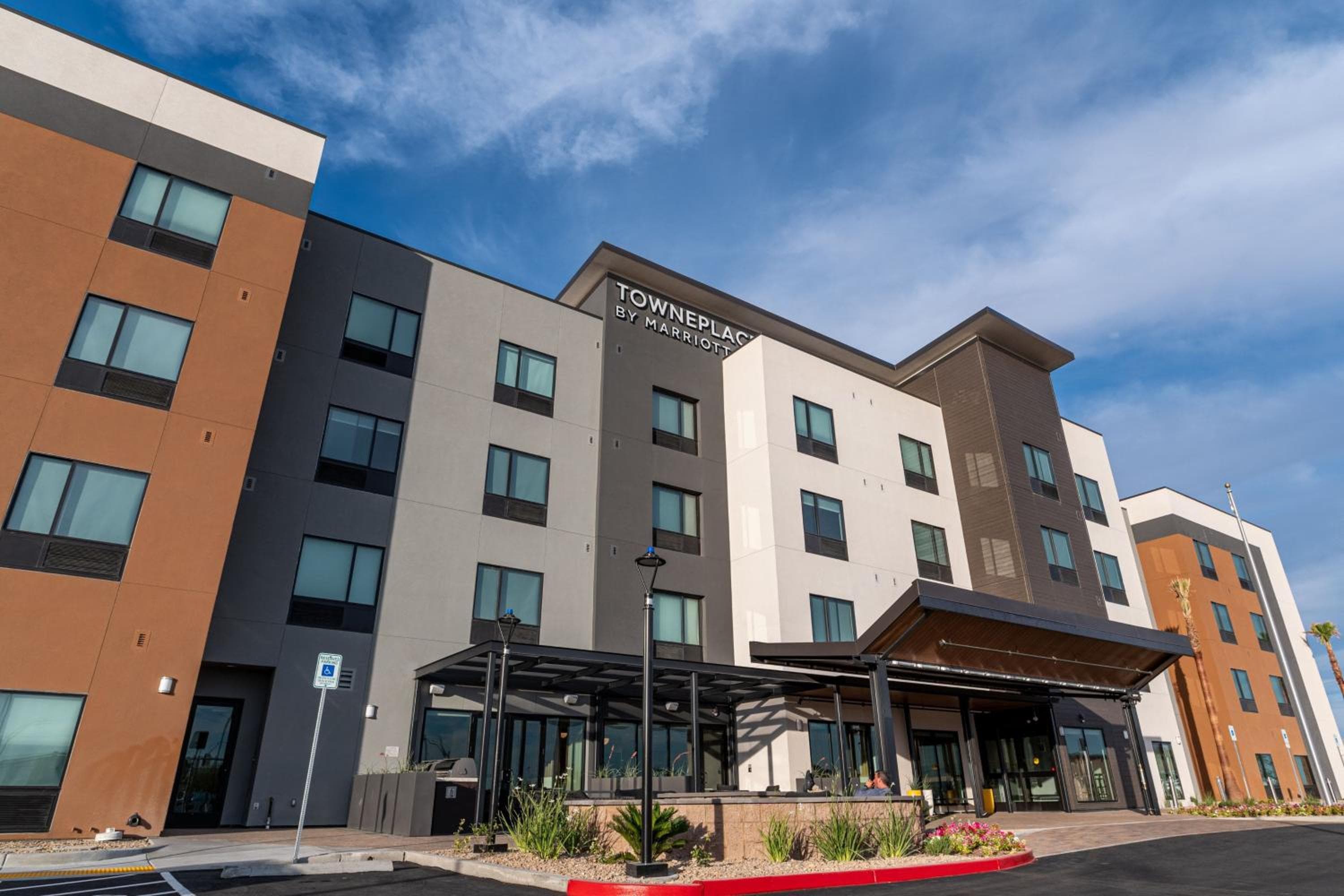 TownePlace Suites by Marriott Las Vegas North I-15 — 8