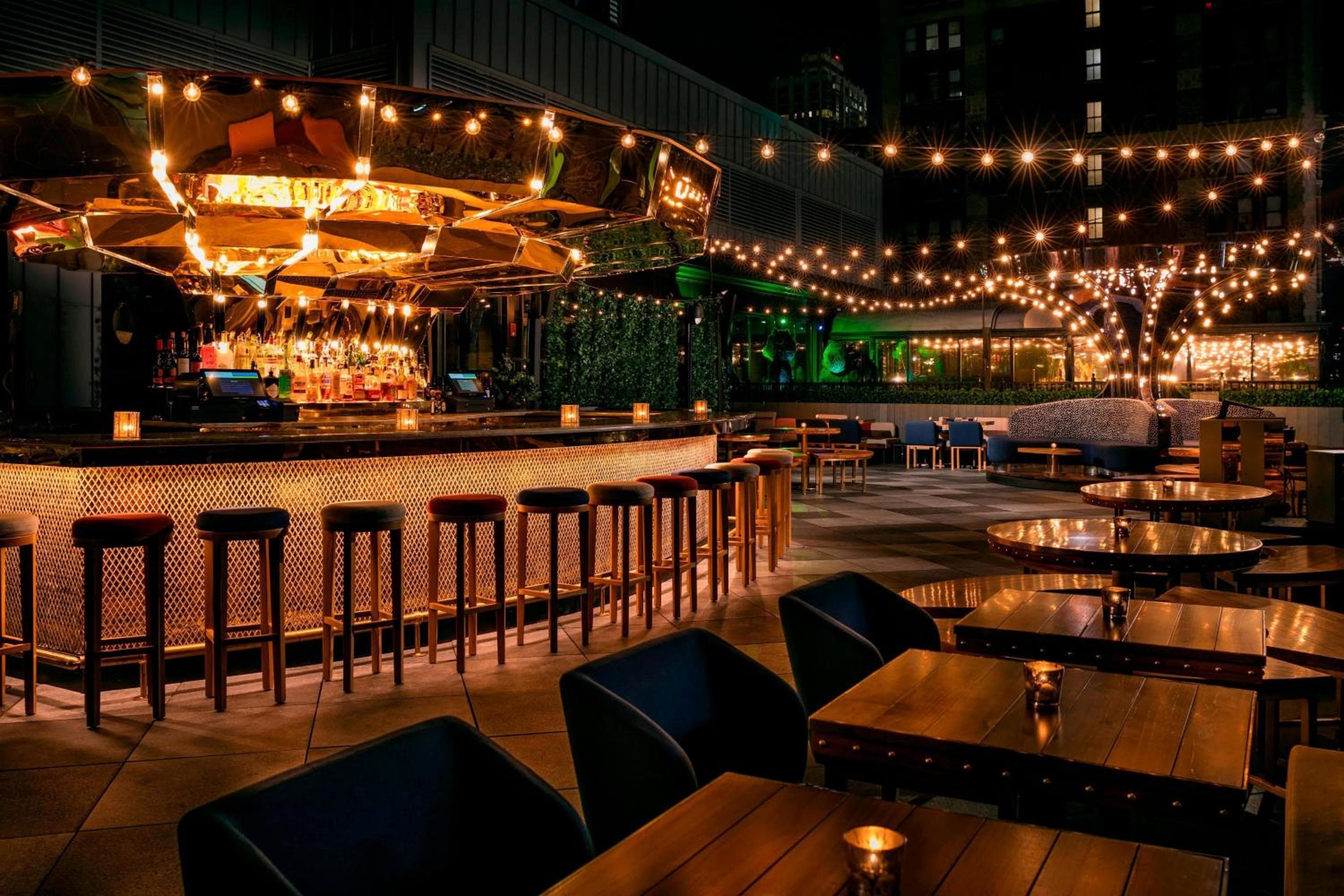 Moxy NYC Times Square — 22