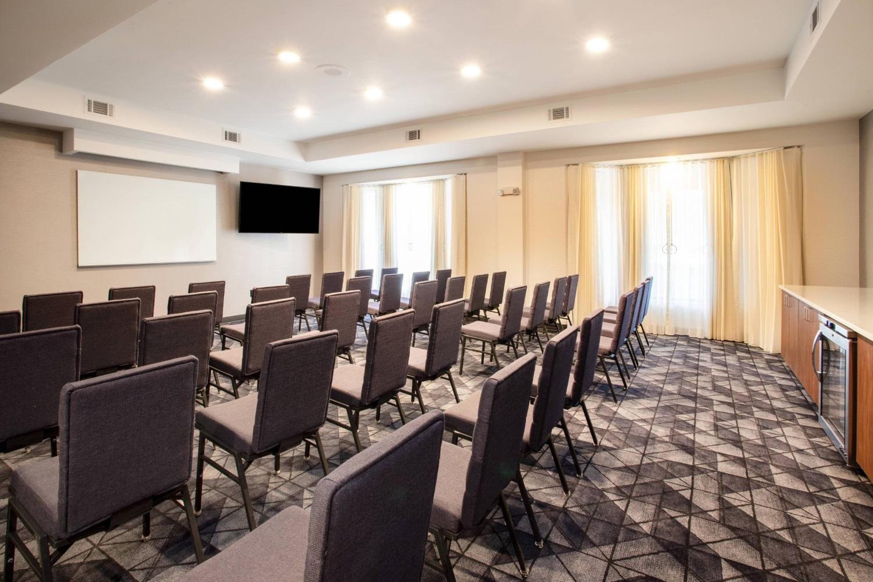 Courtyard by Marriott Orlando Altamonte Springs Maitland — 28