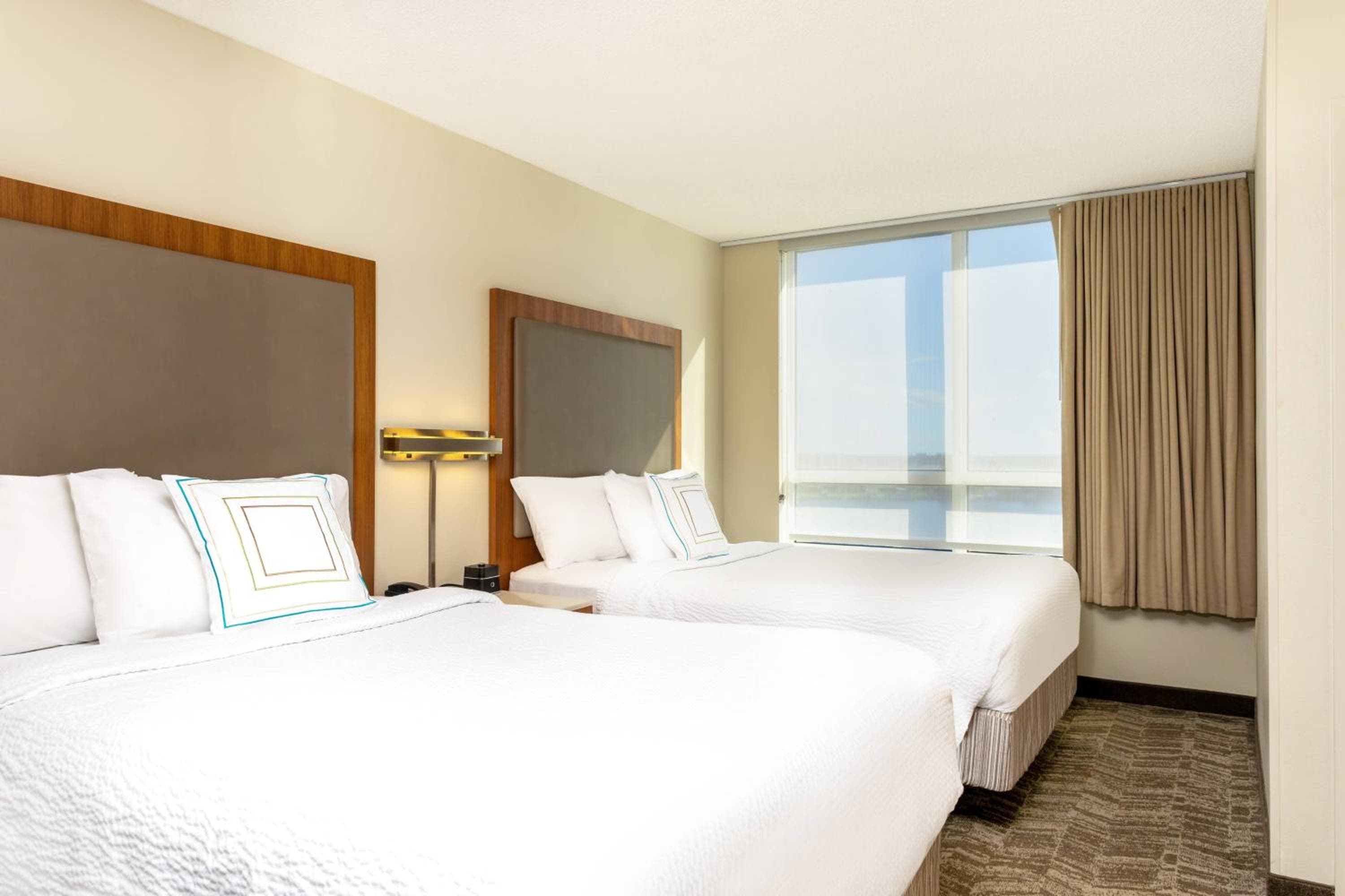 SpringHill Suites by Marriott Miami Airport Area South Blue Lagoon — 8