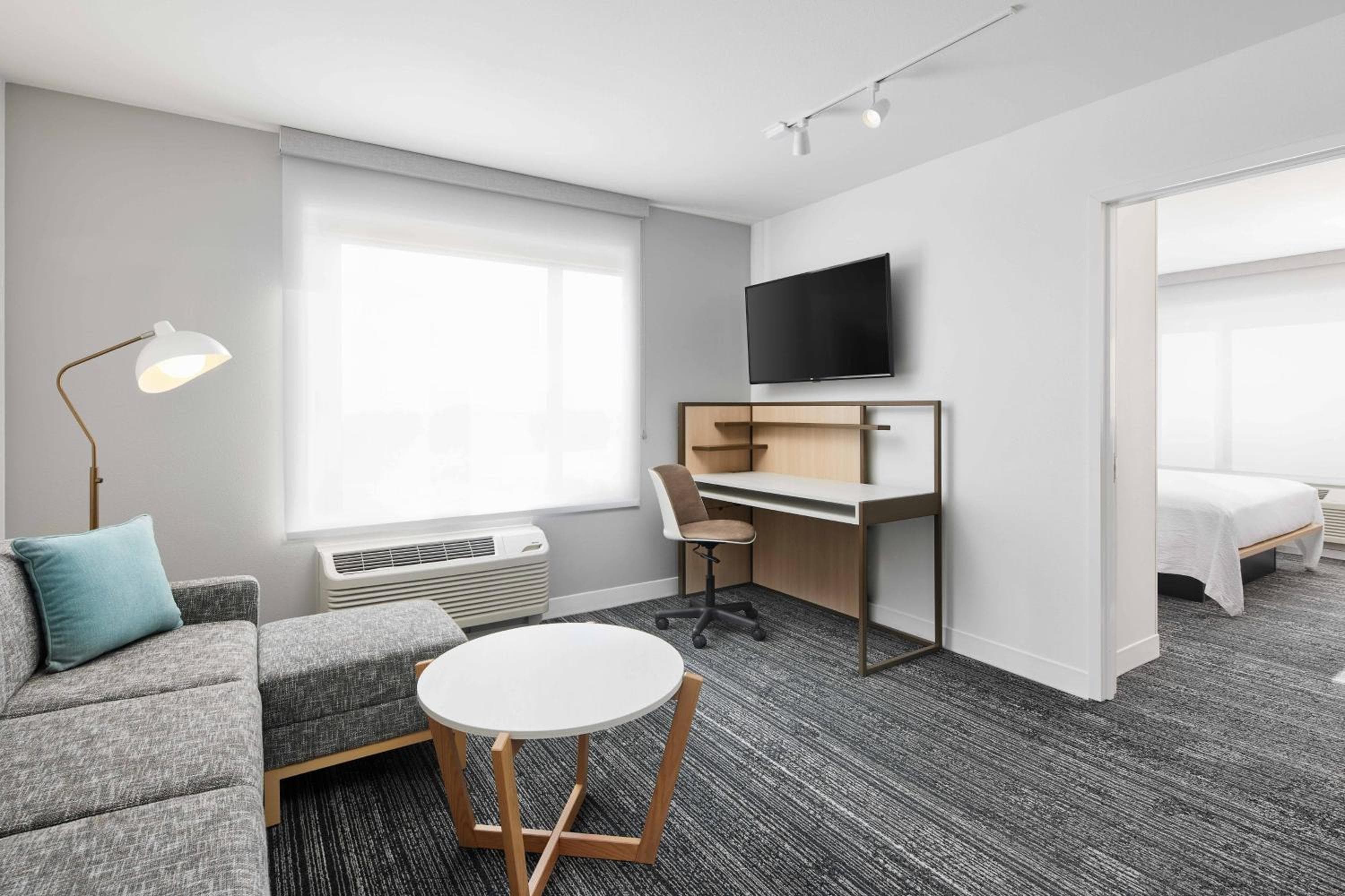 TownePlace Suites by Marriott Tampa Casino Area — 9