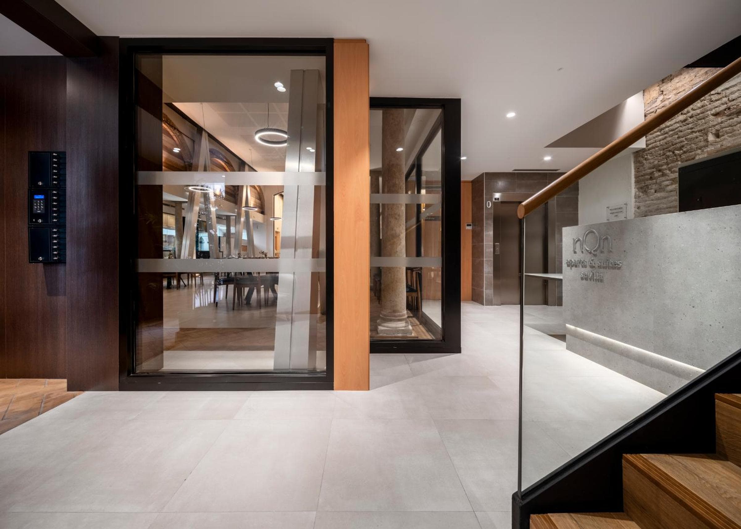 nQn Aparts & Suites Sevilla — 2