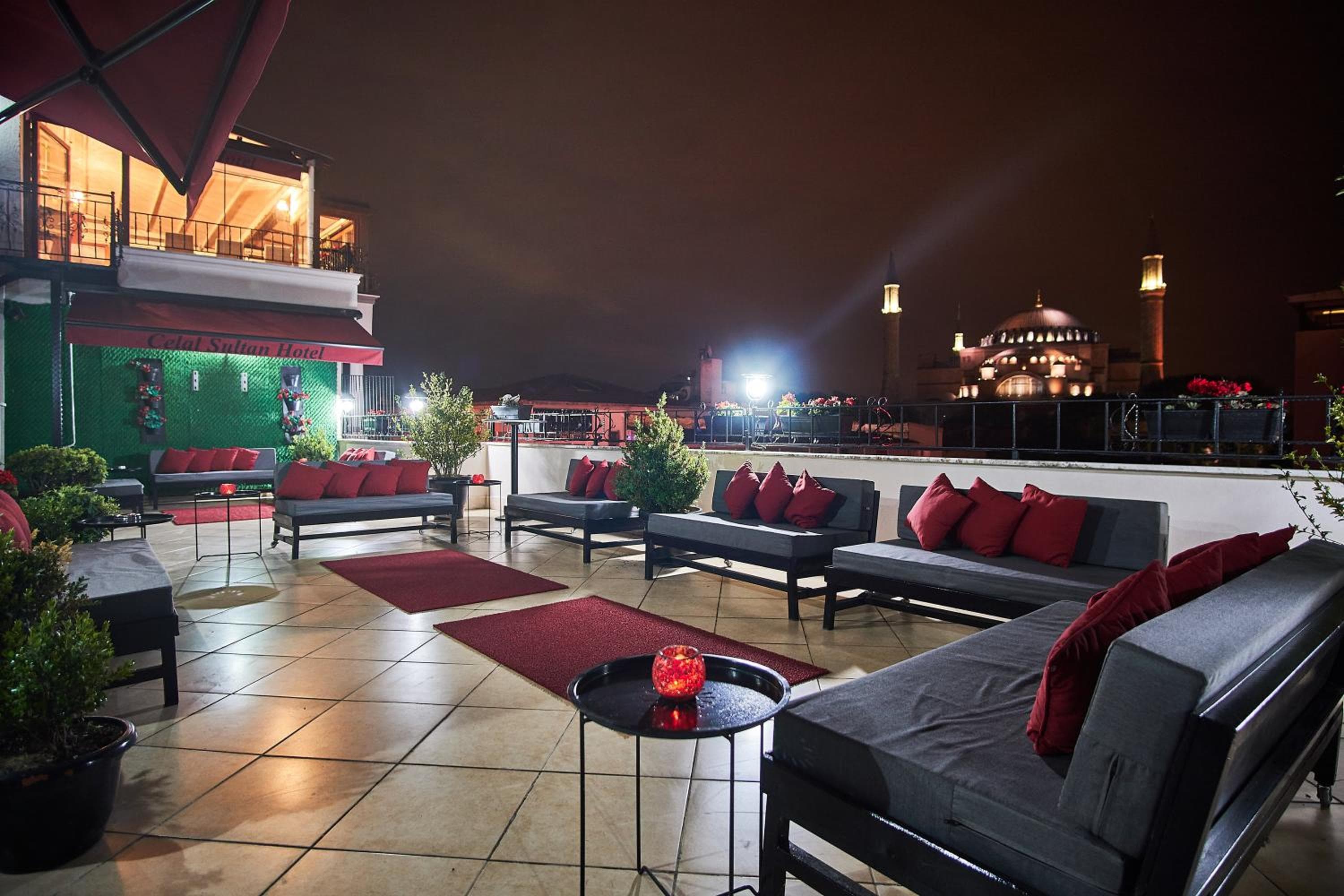 Classe speciale del Celal Sultan Hotel — 12