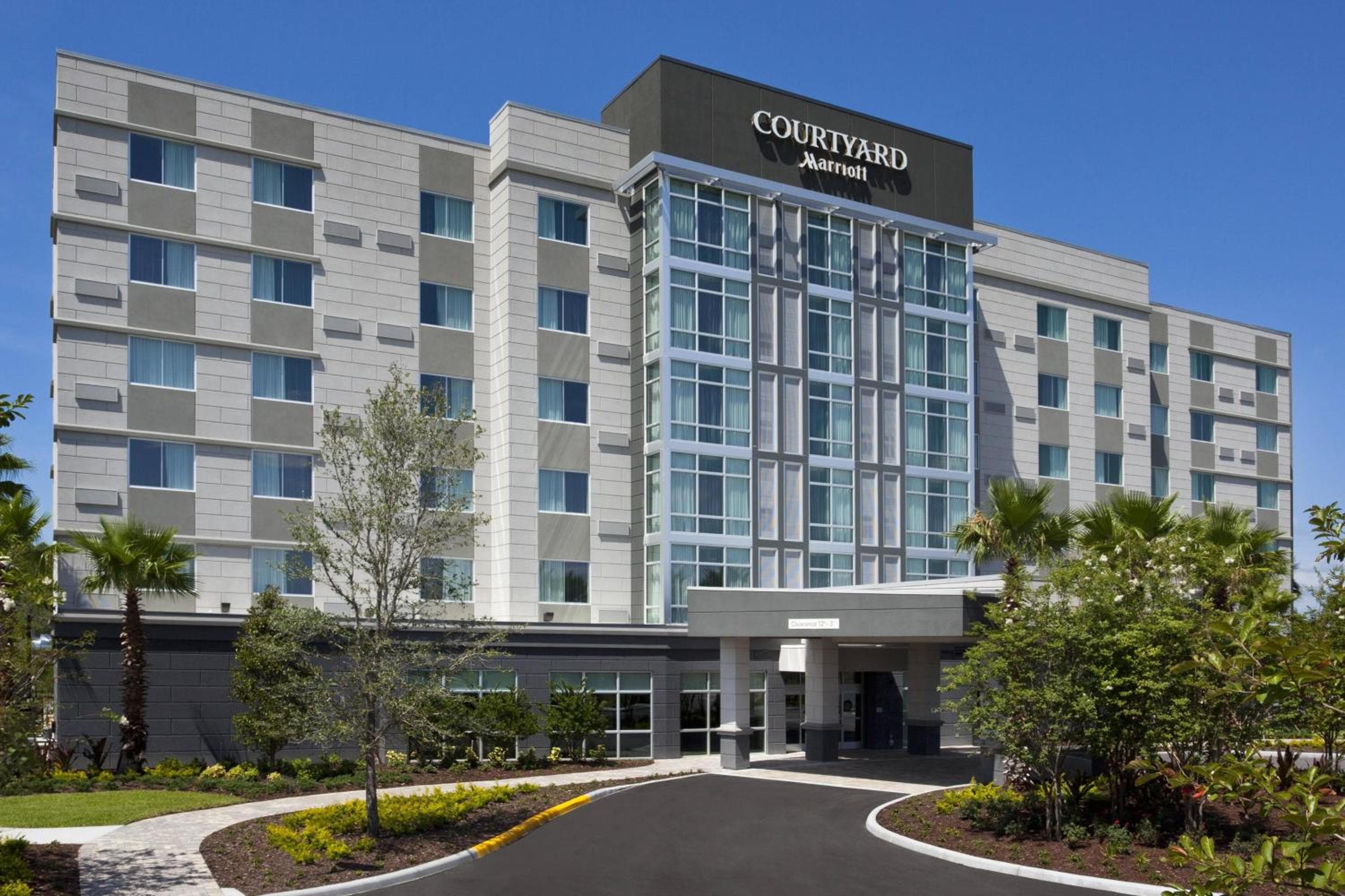 Courtyard by Marriott Orlando Sud/Zona dei Grandi Laghi — 1