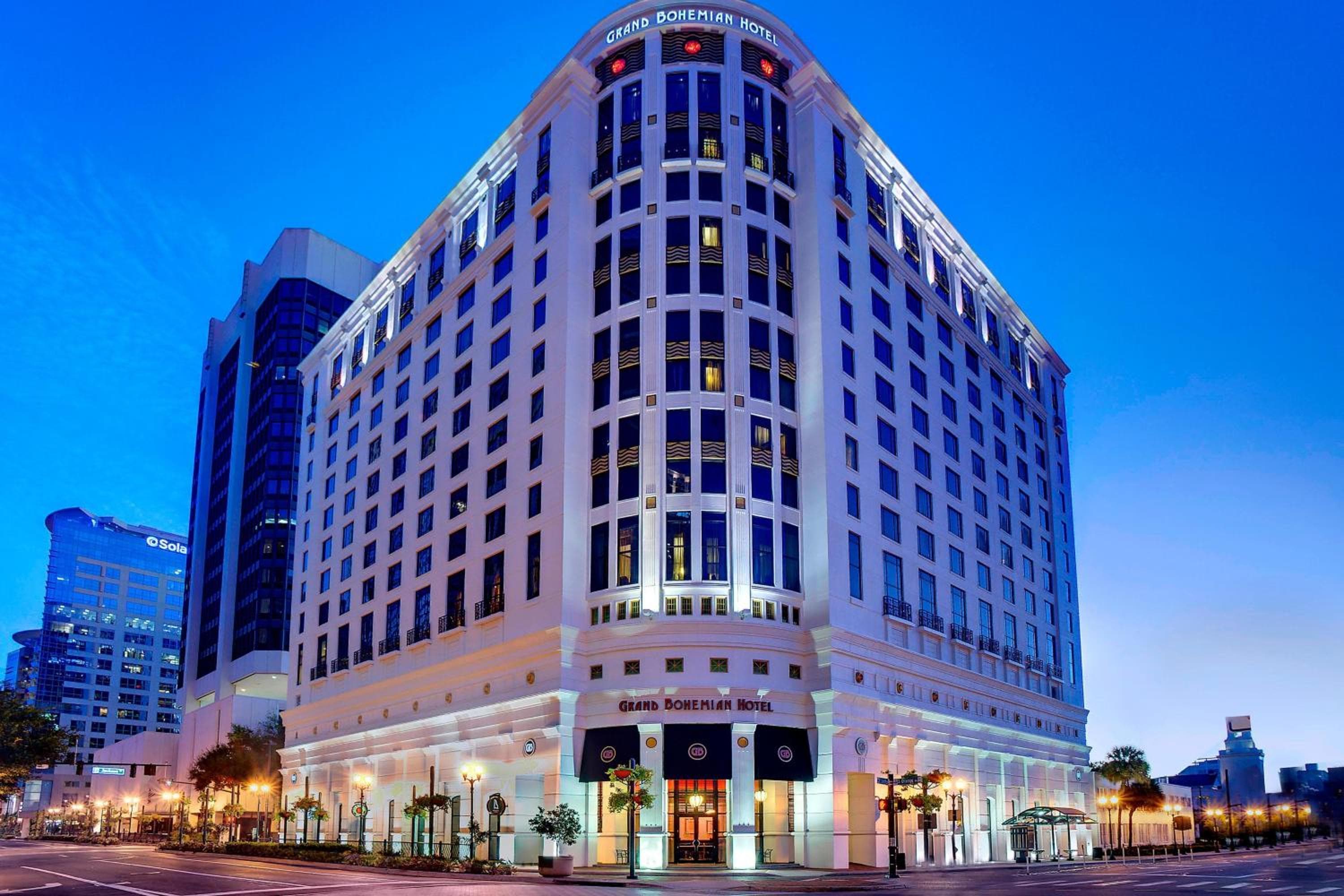 Grand Bohemian Hotel Orlando, colección de autógrafos — 1