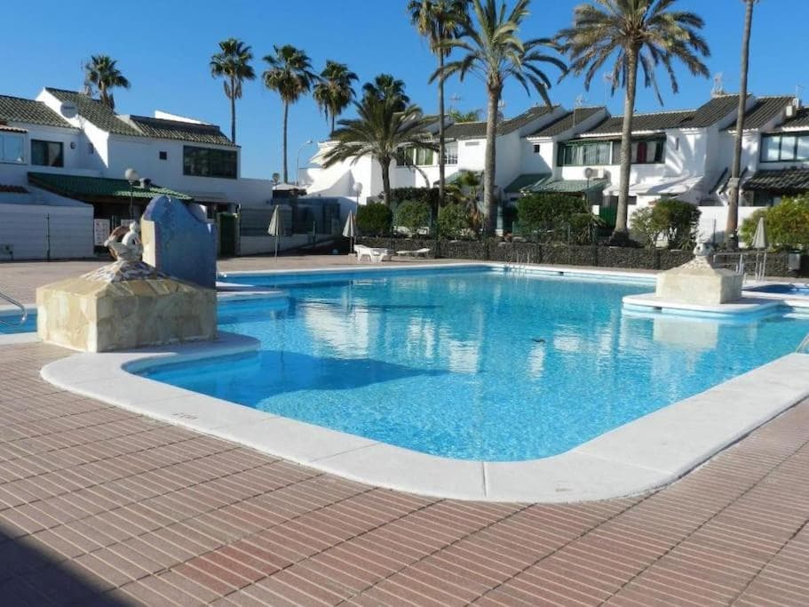 Entire townhouse in the paradise - Gran Canaria — 1