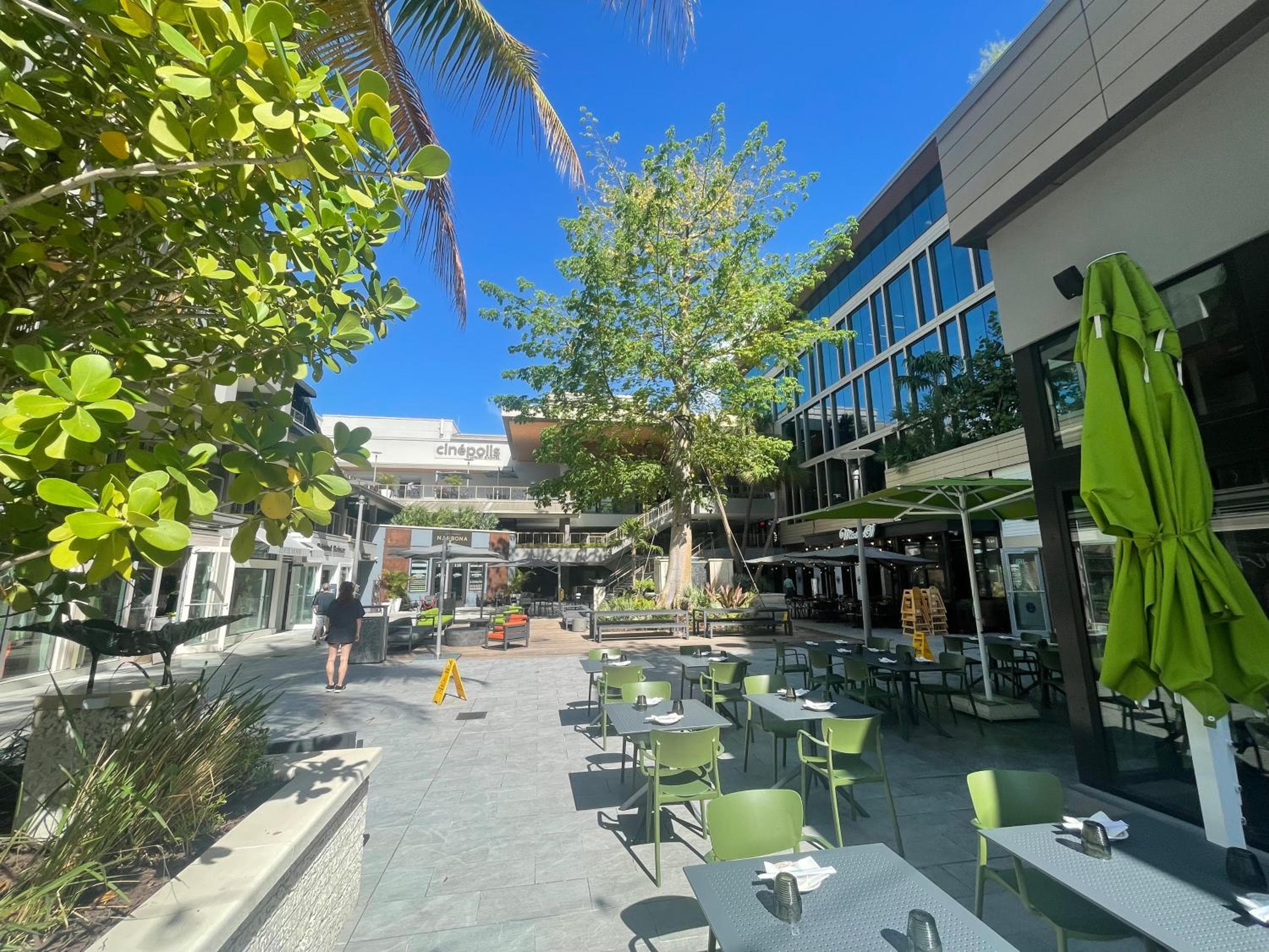 Dimora storica in stile Key West a Coconut Grove in Florida La Casa Gialla — 5