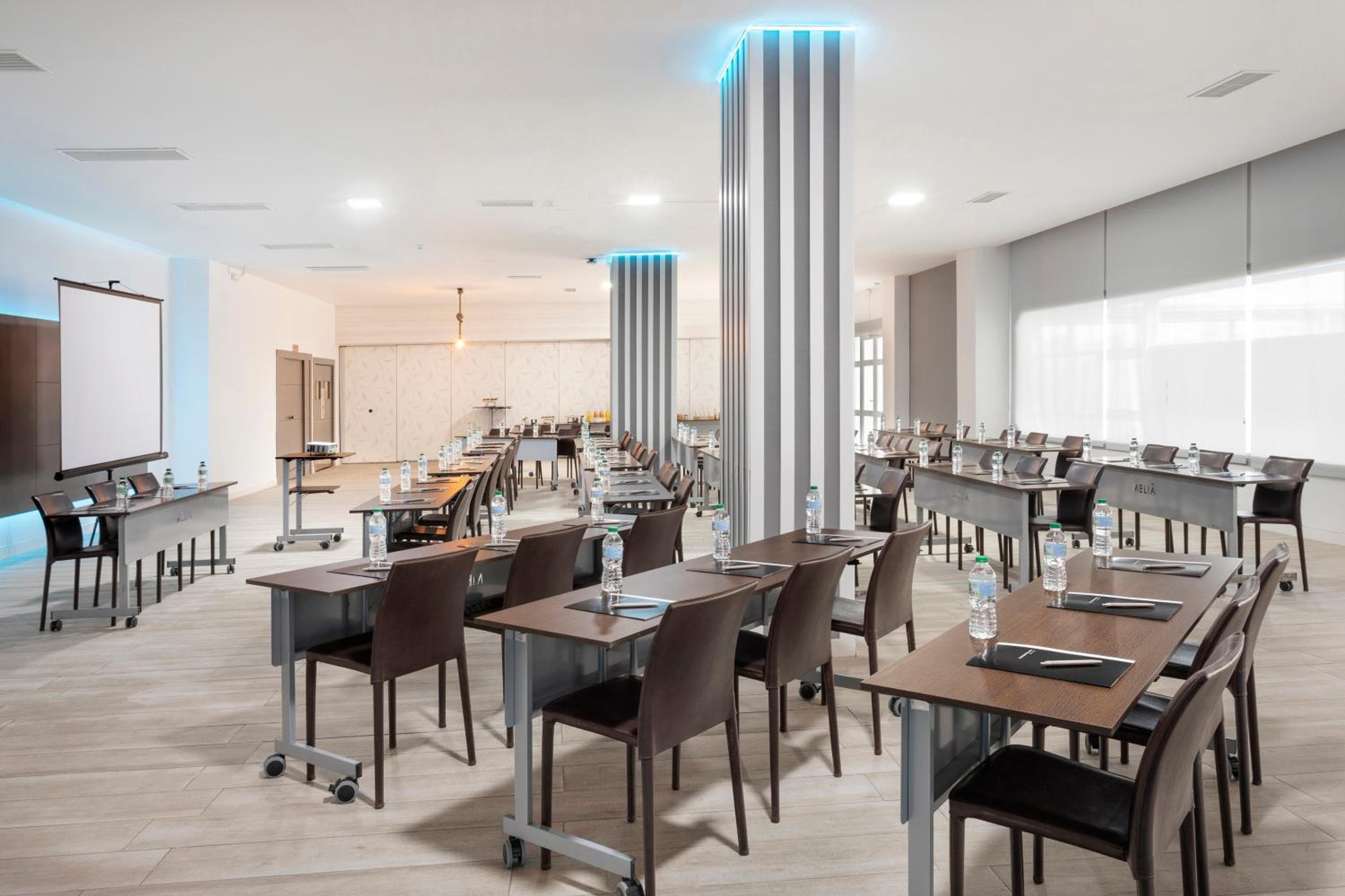 Madrid Chamartín, Affiliated by Meliá — 8