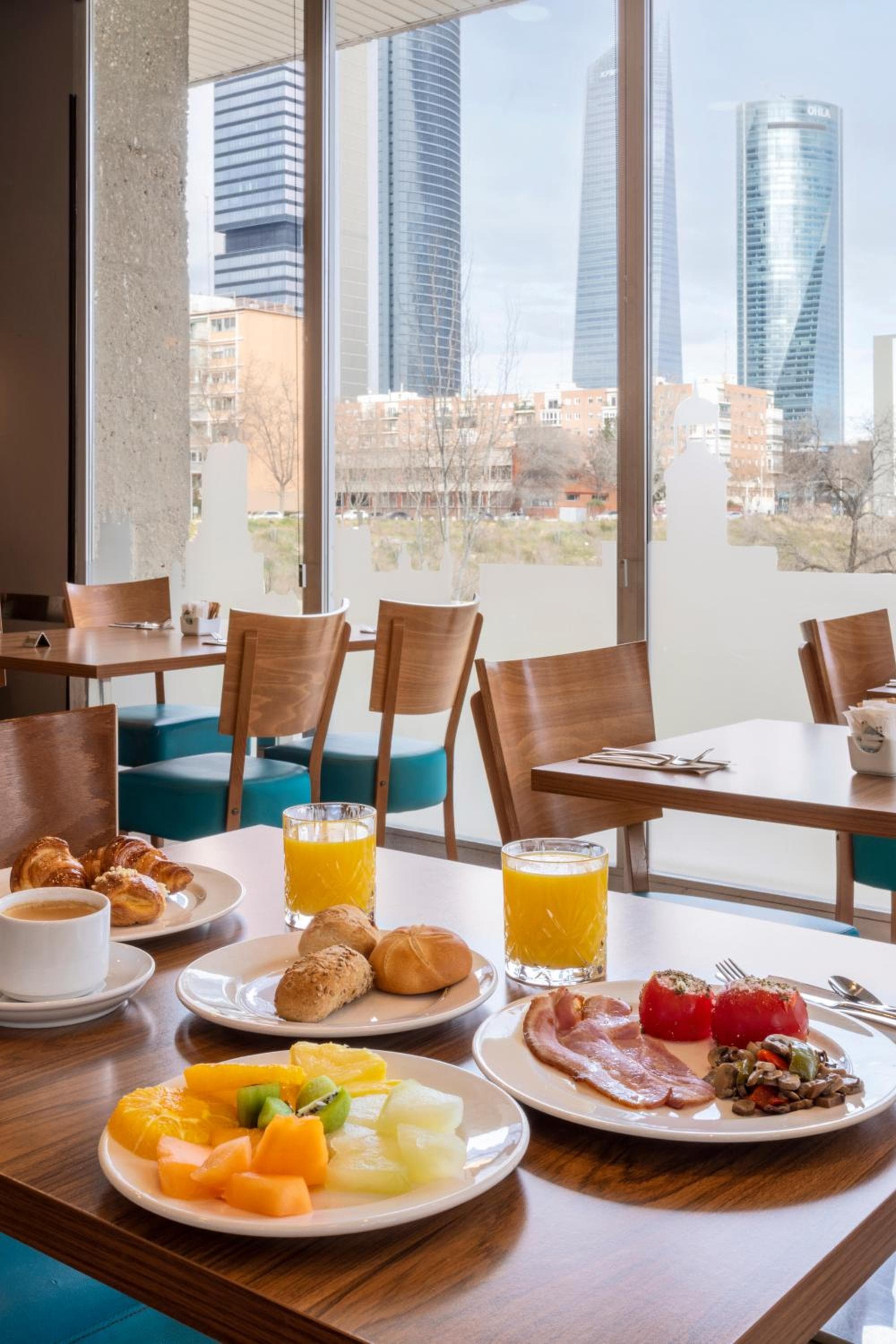 Hotel Madrid Chamartín, affiliato Meliá — 20