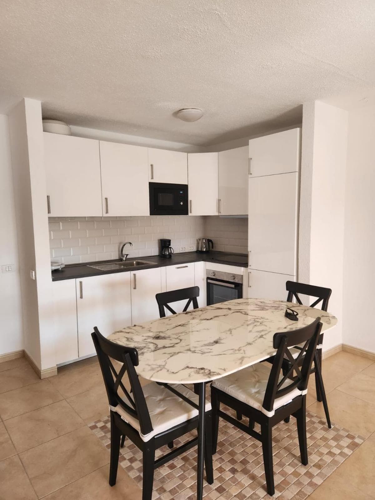 Under The Lime, beautiful apartment Los Cristianos — 4