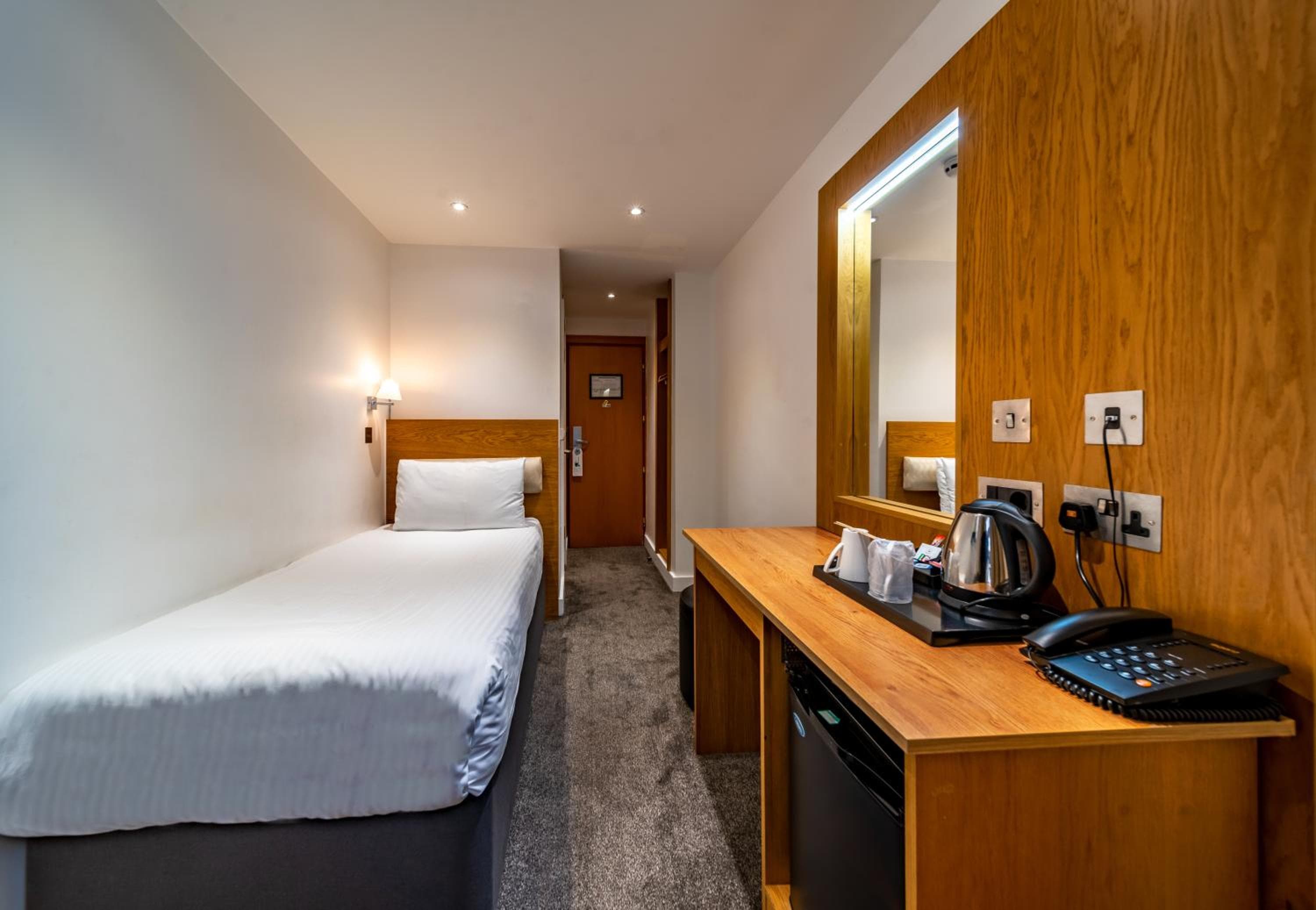 Central Park Hotel — 21