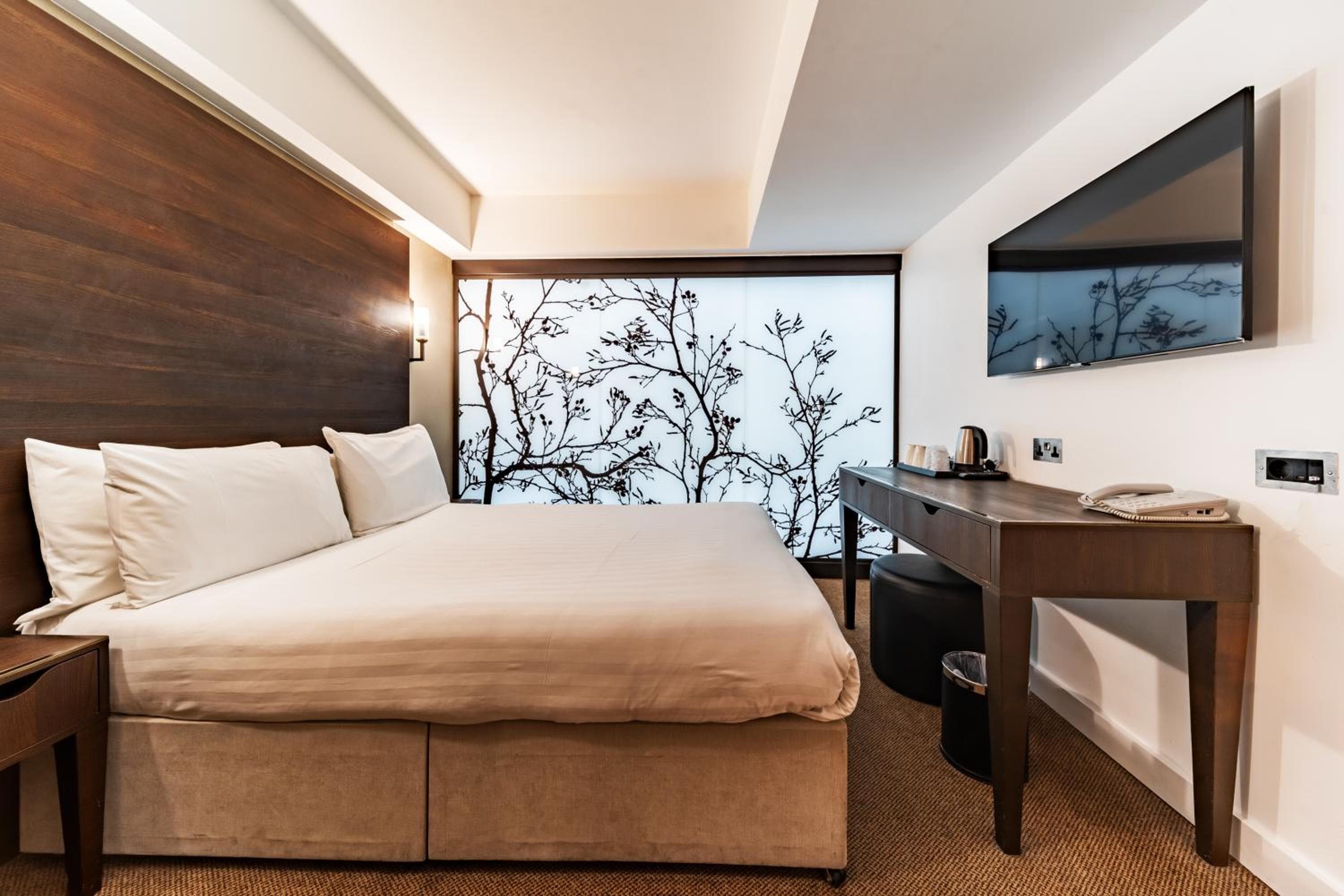 Central Park Hotel — 2