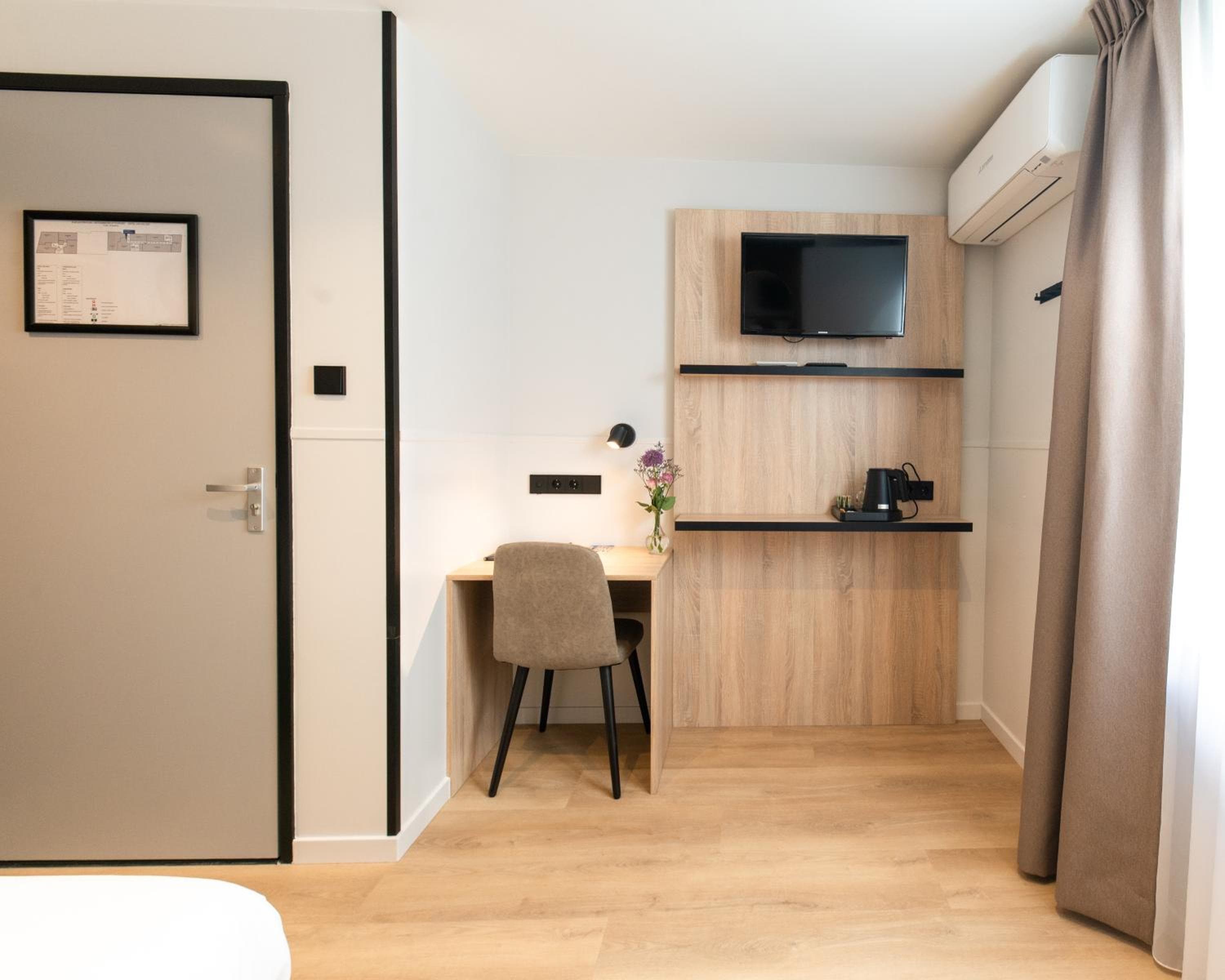 Hotel van Gelder — 13