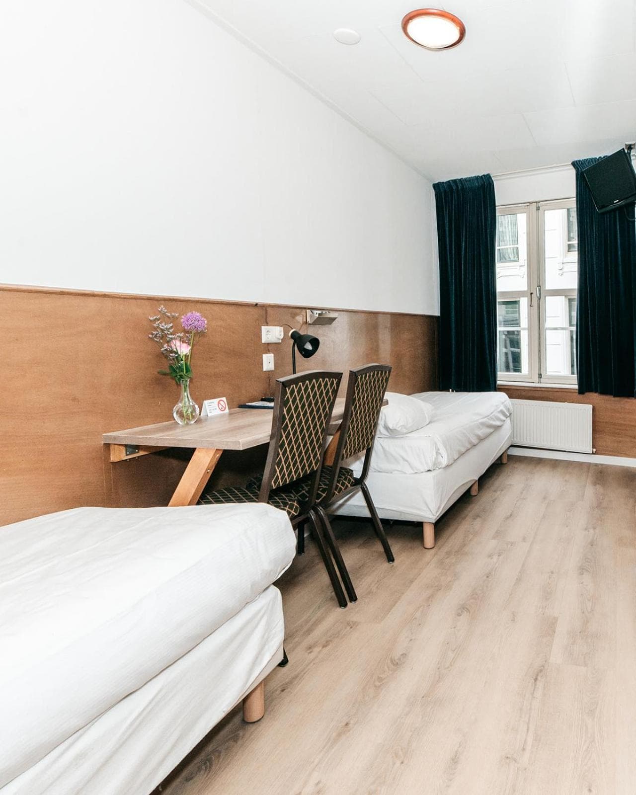 Hotel van Gelder — 30