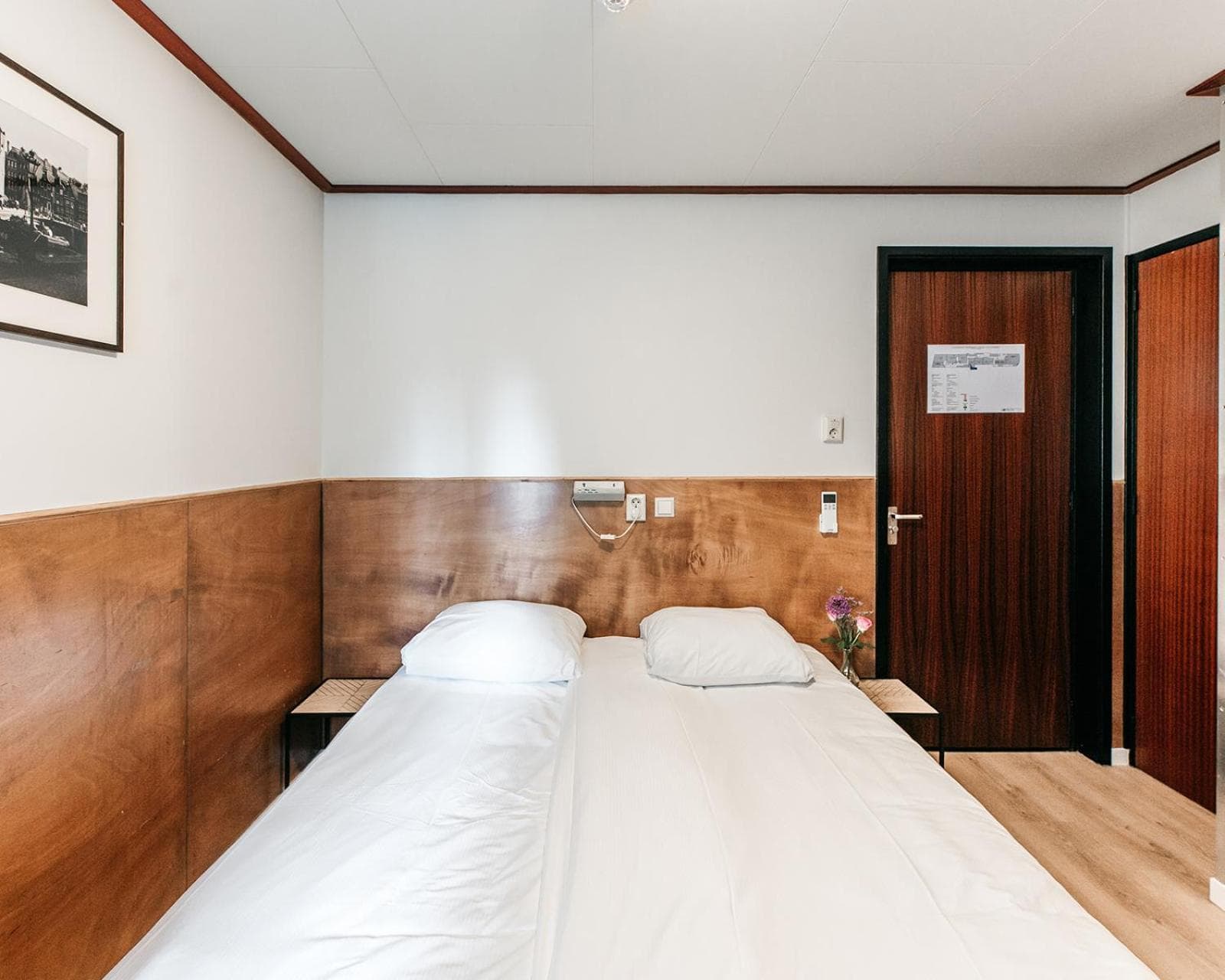 Hotel van Gelder — 11