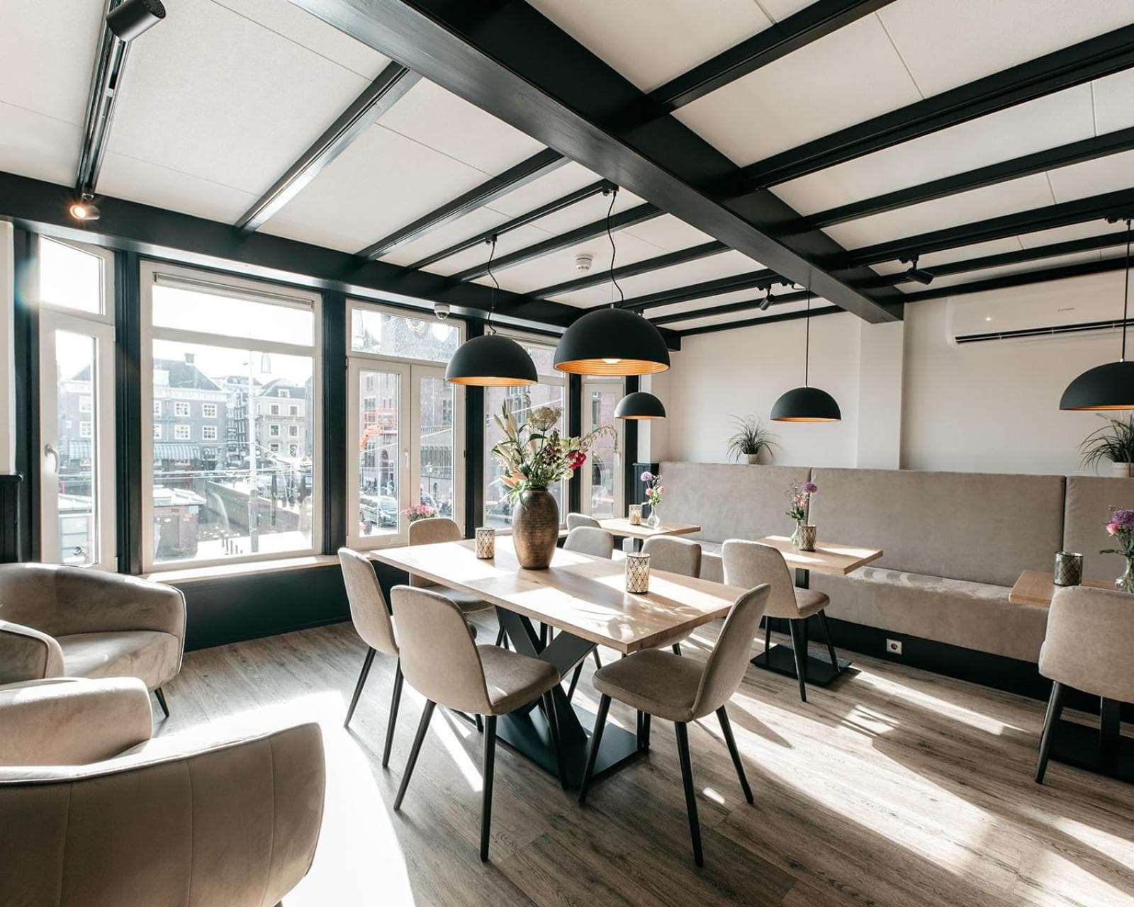Hotel van Gelder — 10