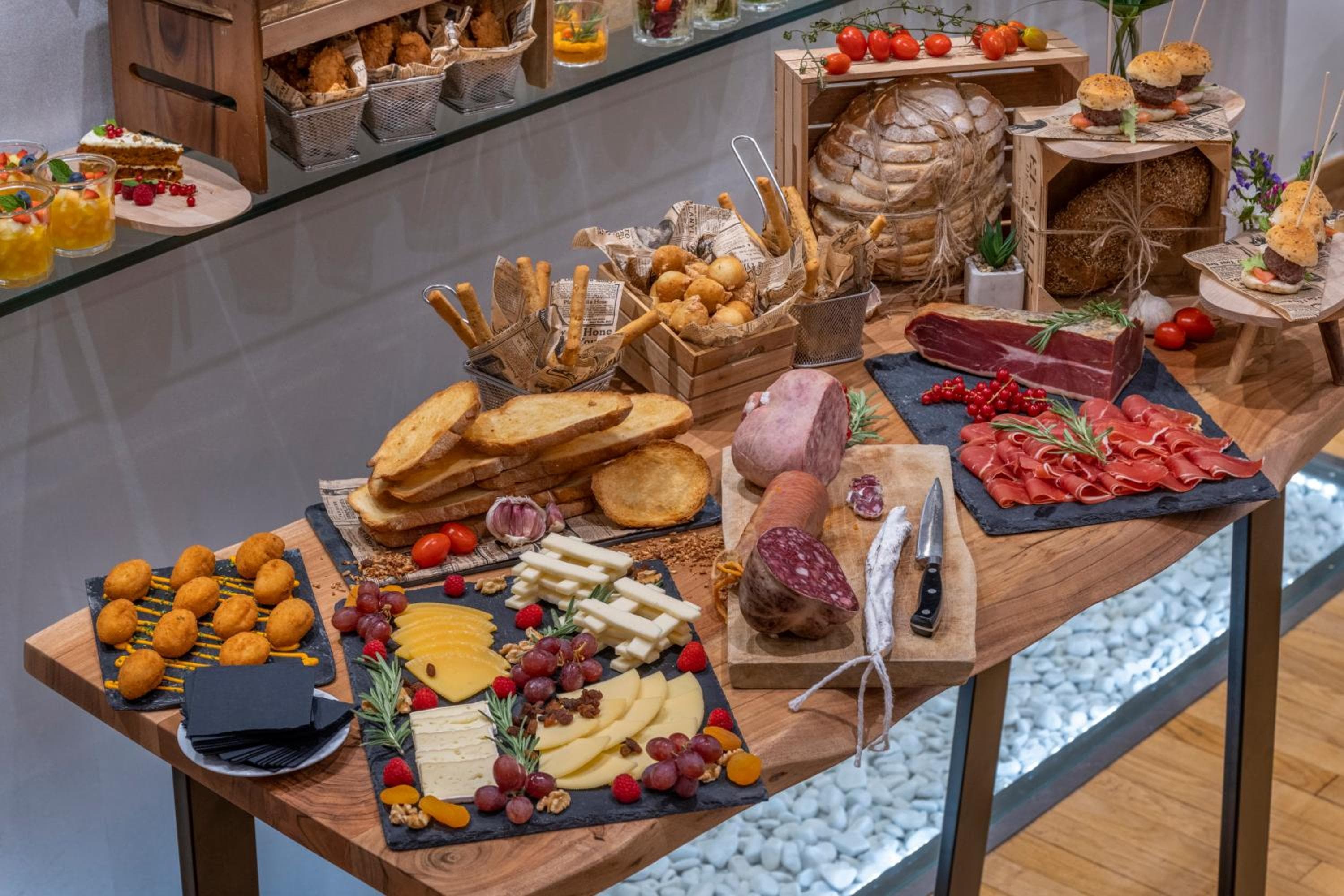 Hotel SERHS Rivoli Rambla — 18