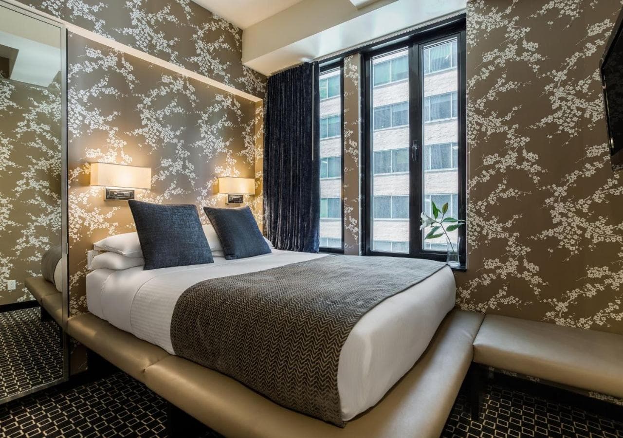 45 Times Square Hotel — 18